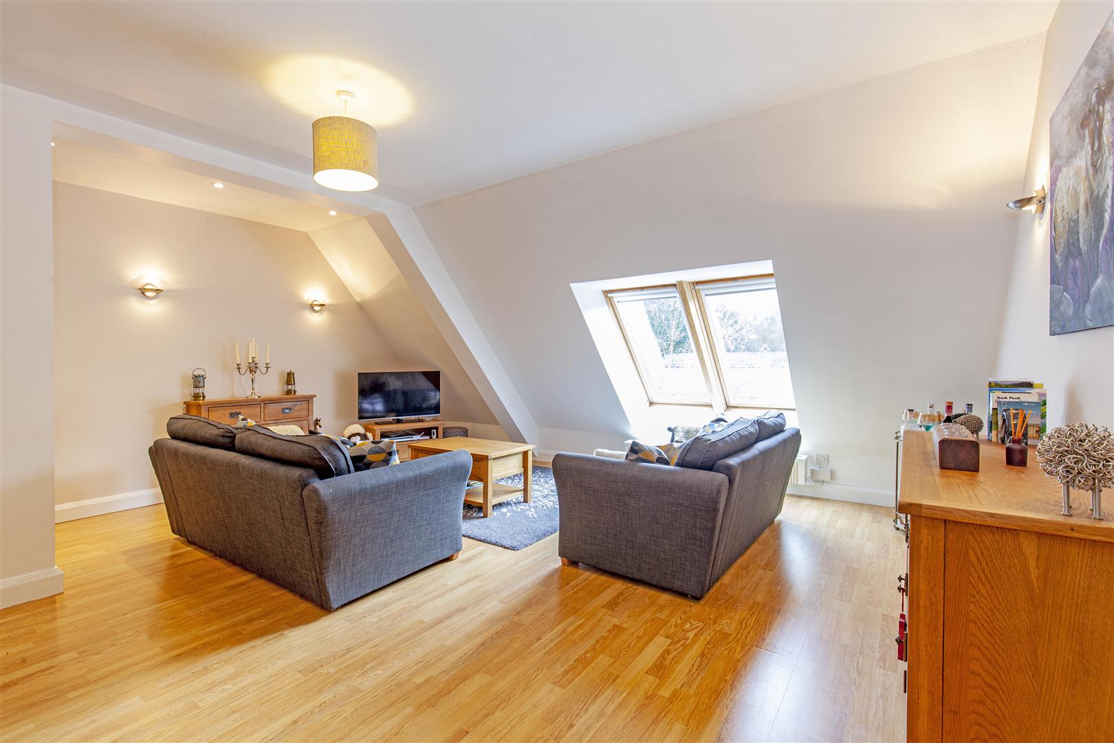 28 Ladybower Lodge, Ashopton Road, Bamford, Hope Valley, S33 0BY