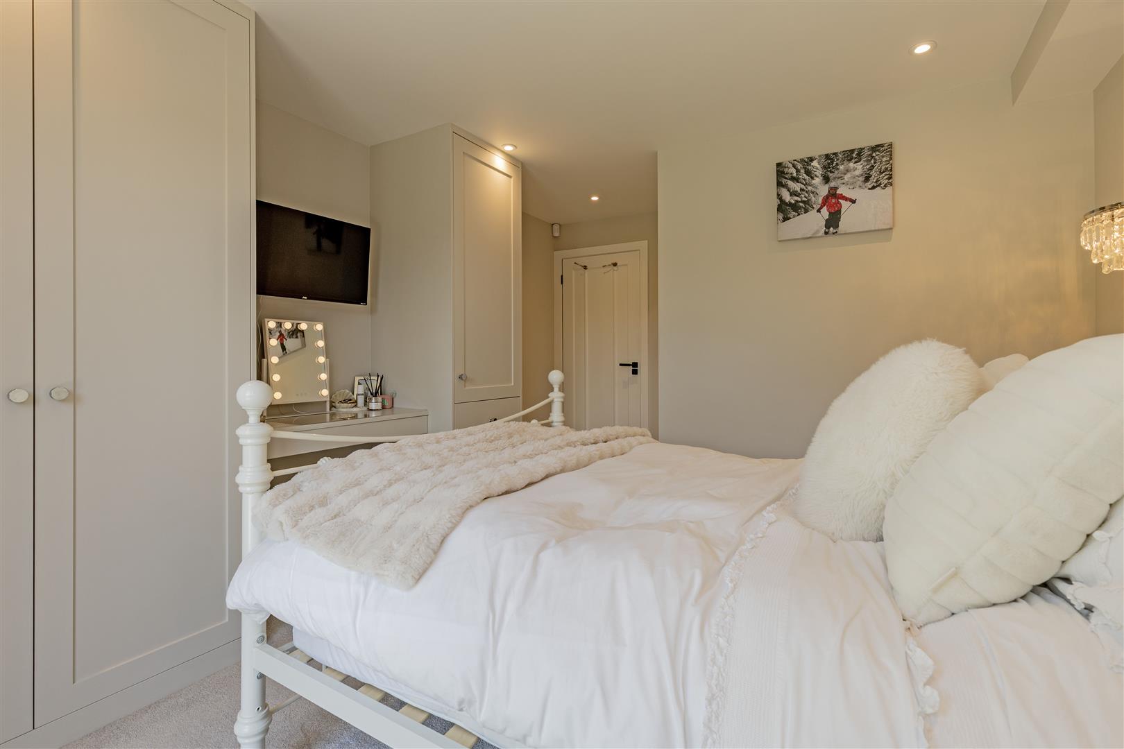 Cayley Lodge, Maynard Road, Grindleford, Hope Valley, S32 2JD
