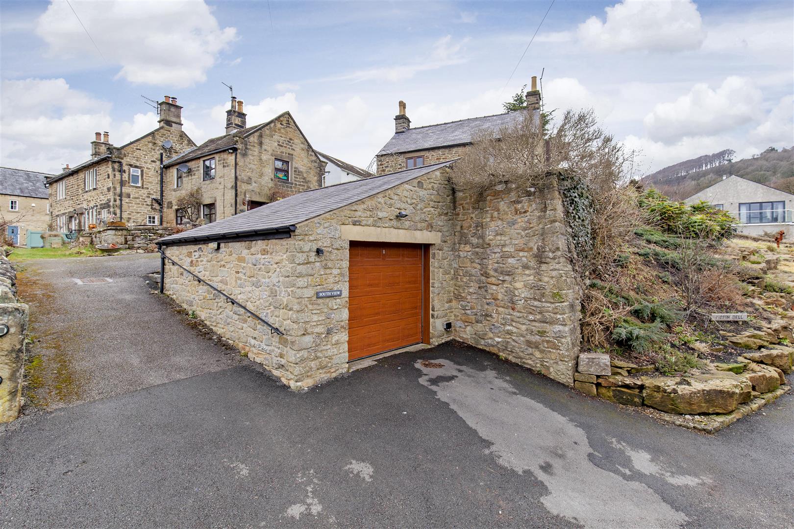 South View, The Square, Eyam, Hope Valley, S32 5RB