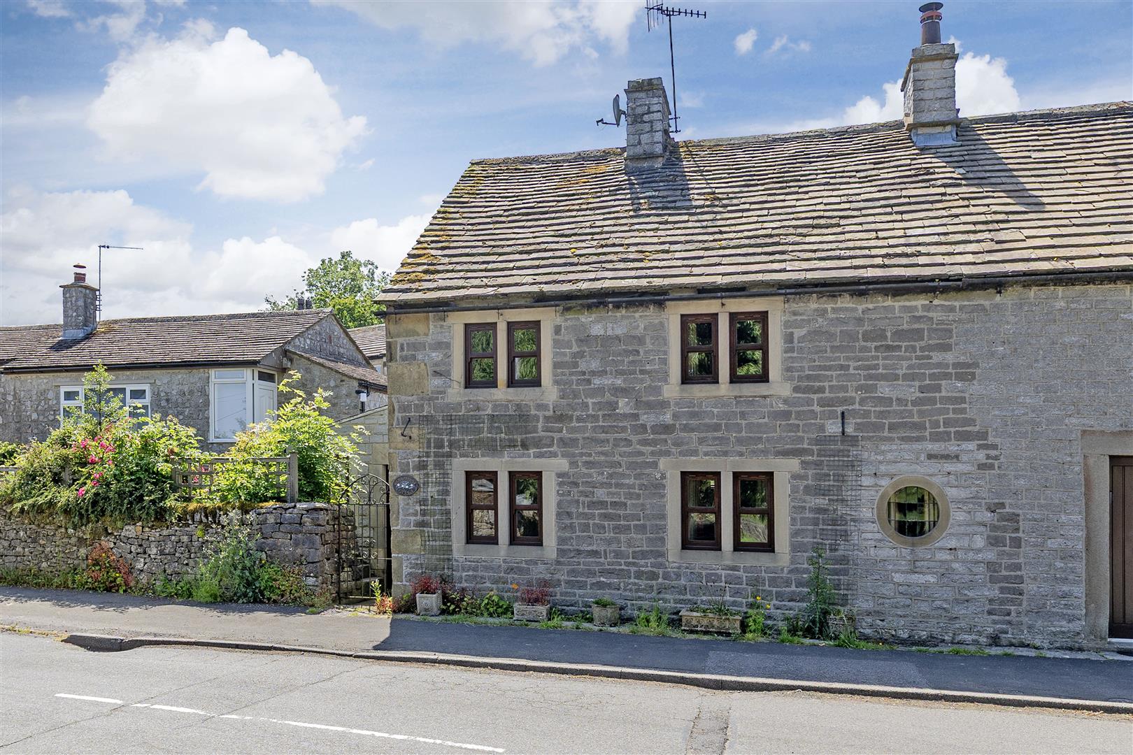 Columbine Cottage, Foolow, Eyam, Hope Valley, S32 5QR