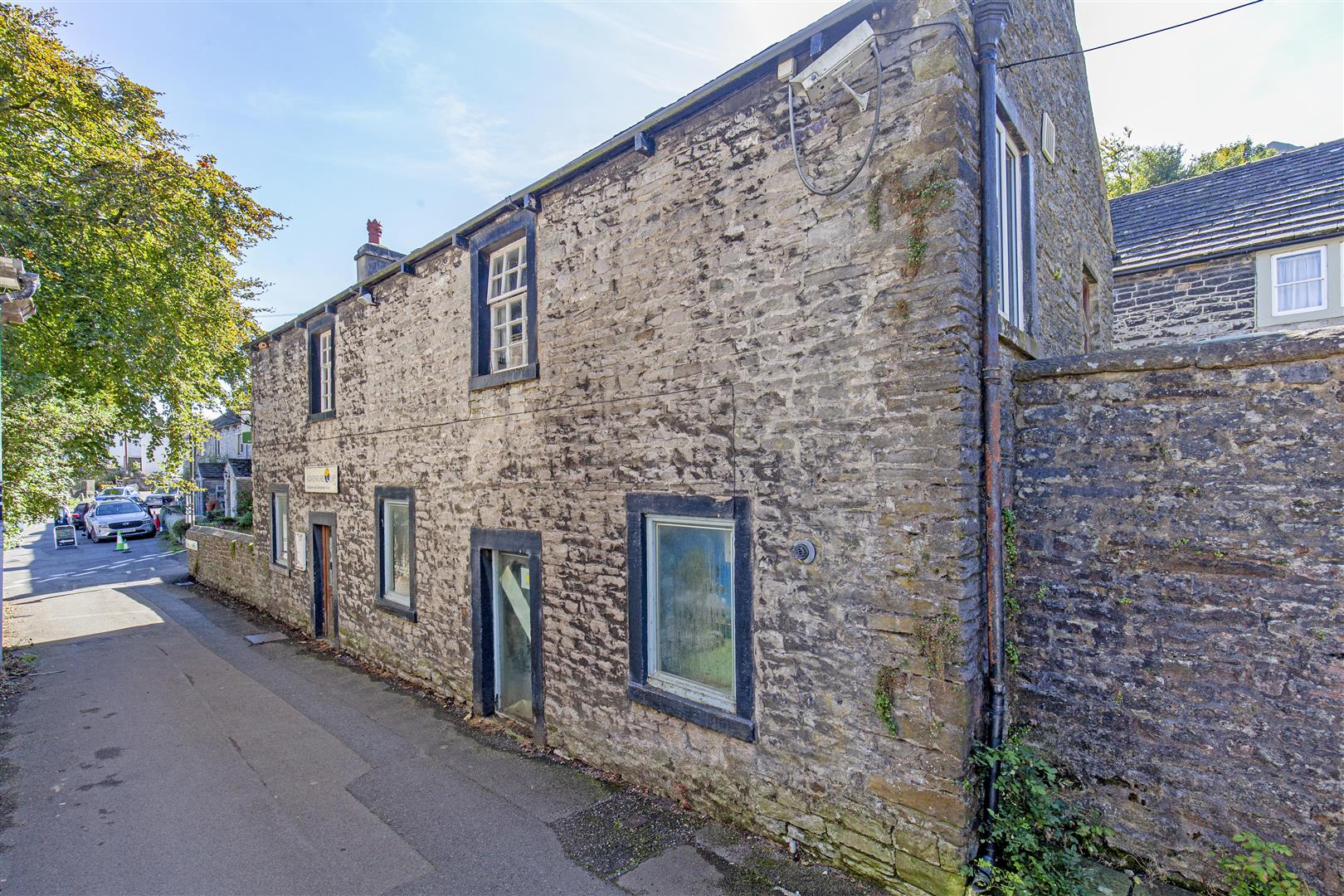 Castle Cottage, Market Place, Castleton, Hope Valley, S33 8WQ