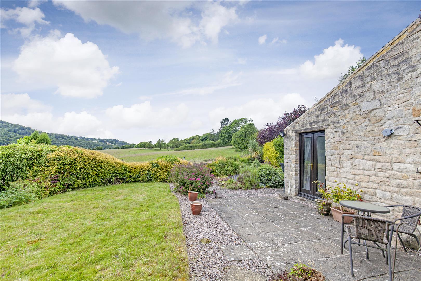 The Barn, Main Road, Grindleford, Hope Valley, S32 2HE