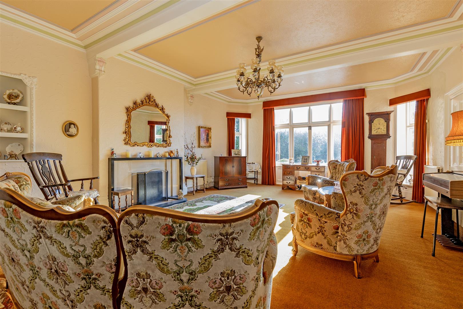 Knoll House, Joan Lane, Bamford, Hope Valley, S33 0AW