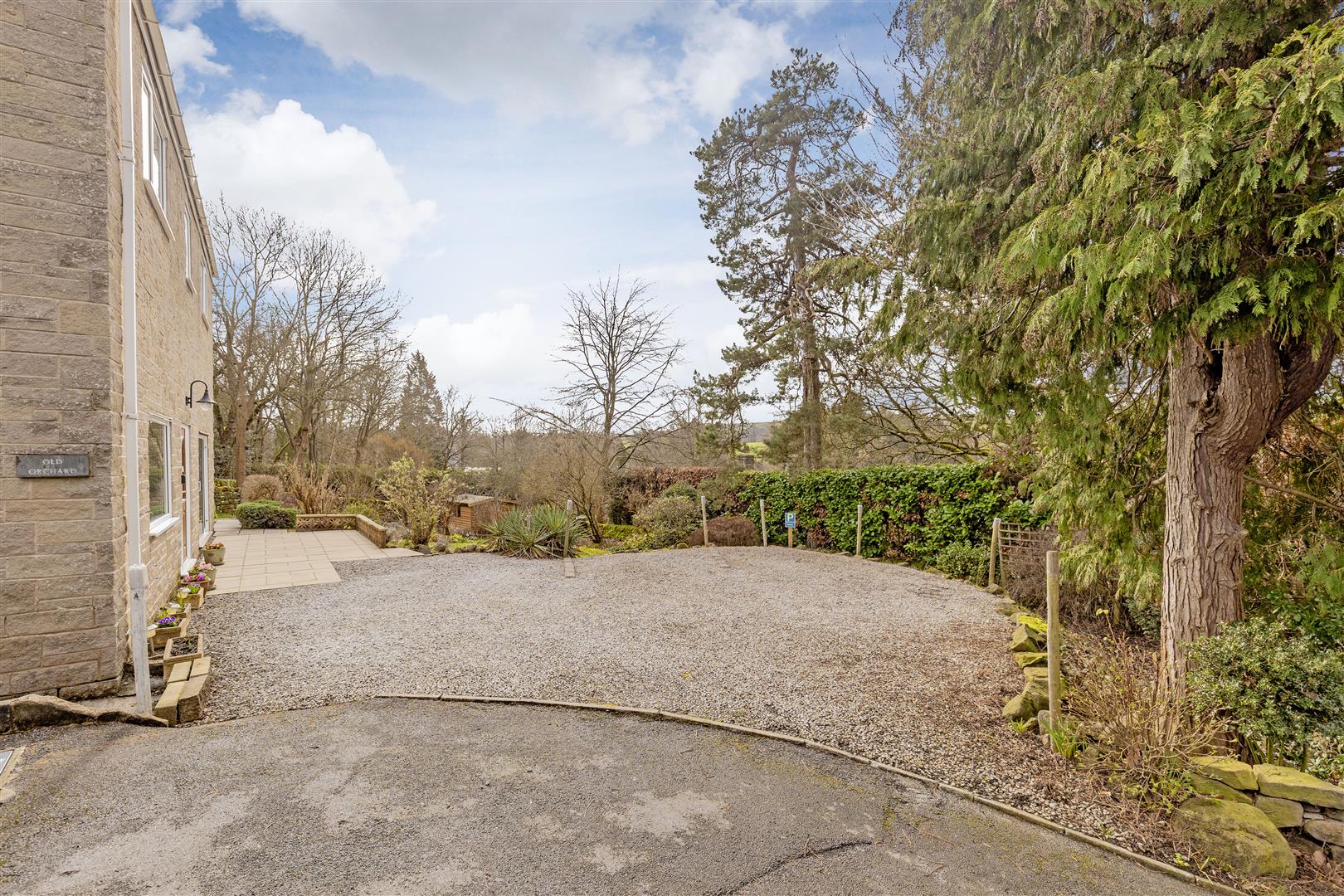 Old Orchard, The Green, Froggatt, Hope Valley, S32 3ZA