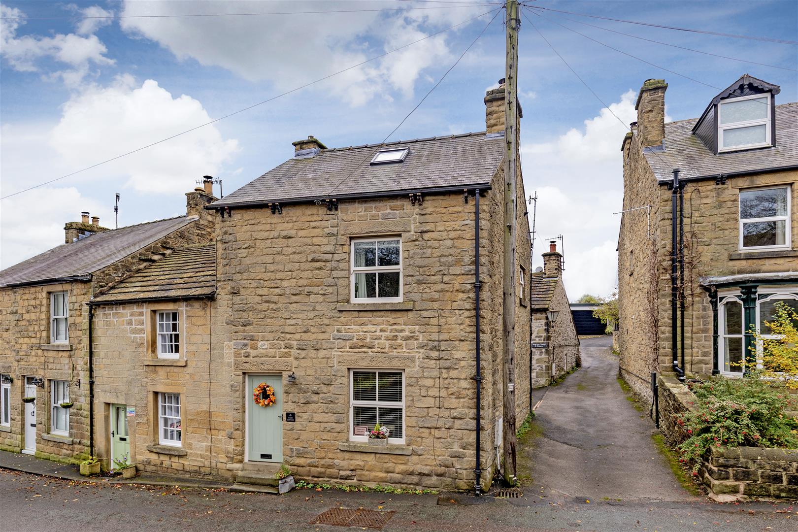 4 Carr Cottages, Townhead, Eyam, Hope Valley, S32 5RE