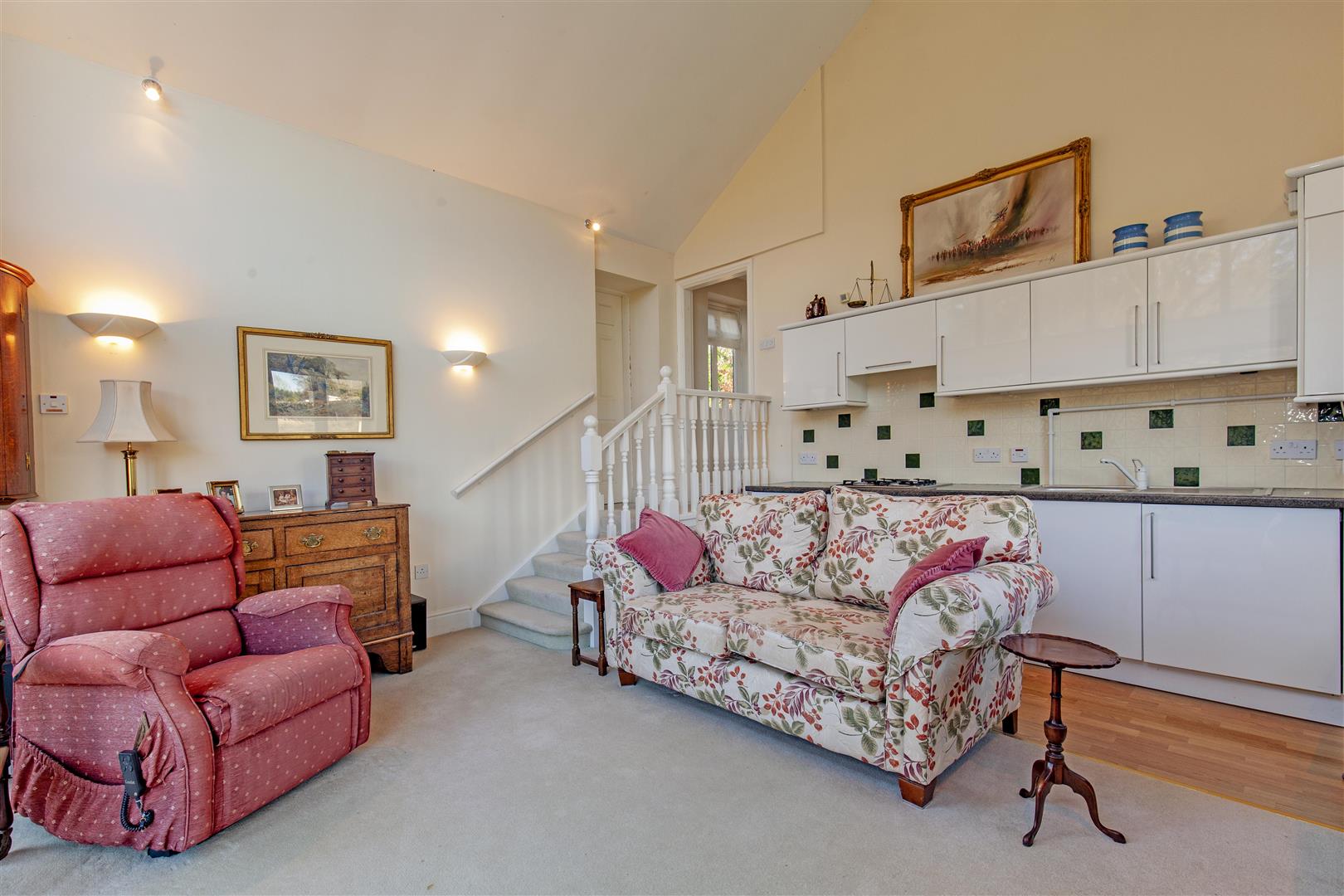 Heywood House, Main Road, Grindleford, Hope Valley, S32 2JN