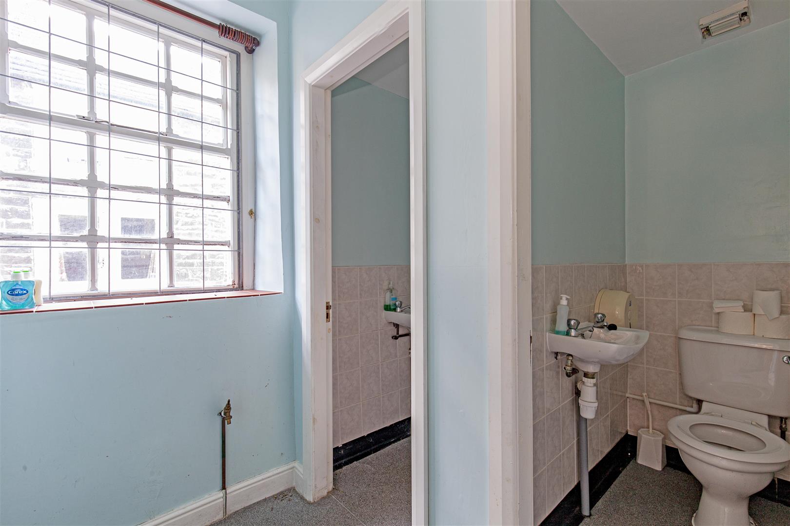 Castle Cottage, Market Place, Castleton, Hope Valley, S33 8WQ