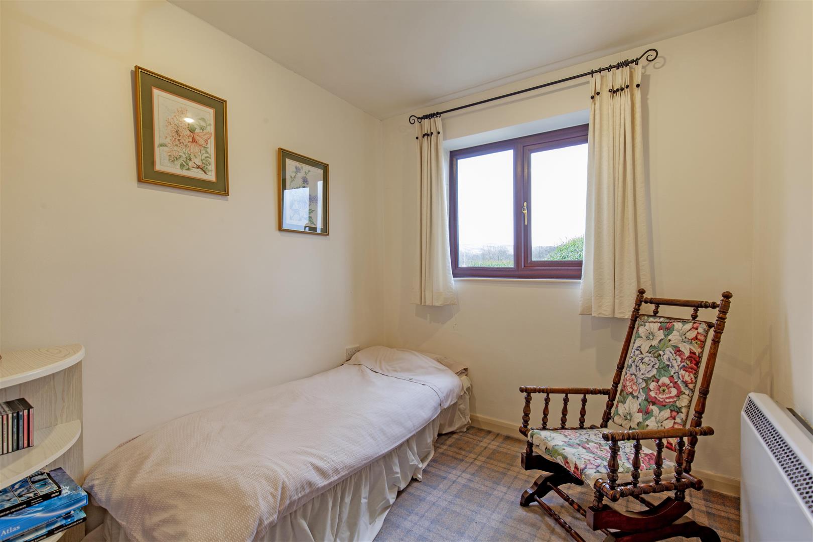 3, Fellview Close, Hathersage, Hope Valley, S32 1DS