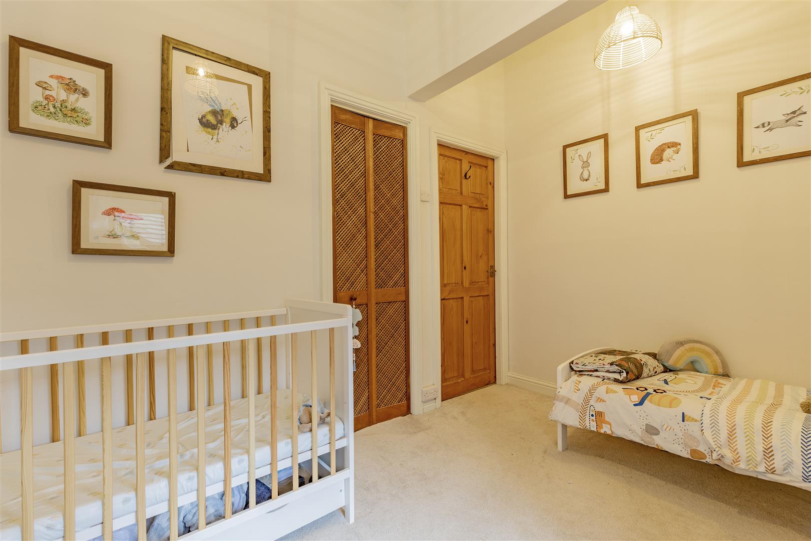 2, Town Bottom, Bradwell, Hope Valley, S33 9JU