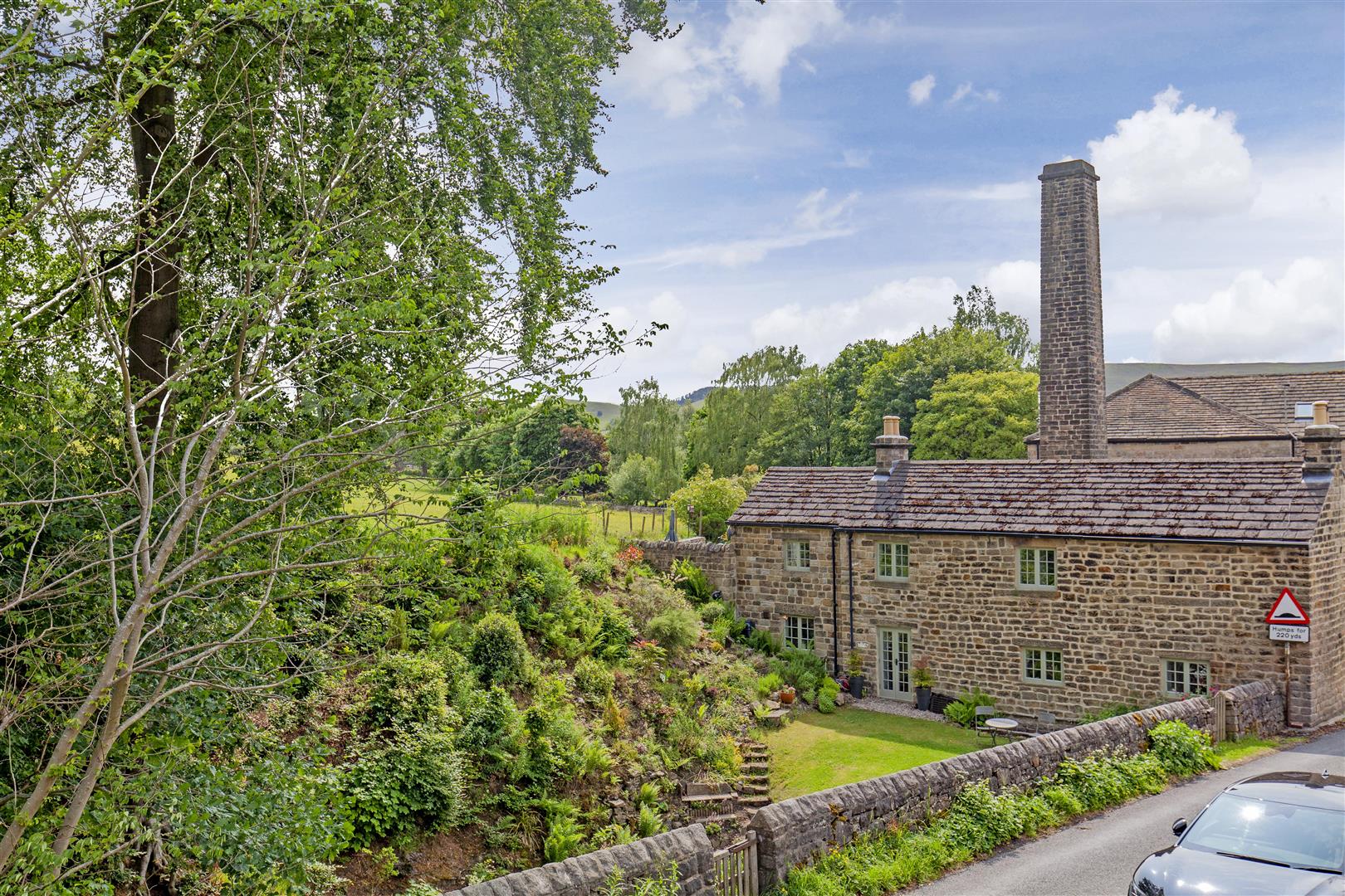 3 Millstone Cottages, The Dale, Hathersage, Hope Valley, S32 1AQ