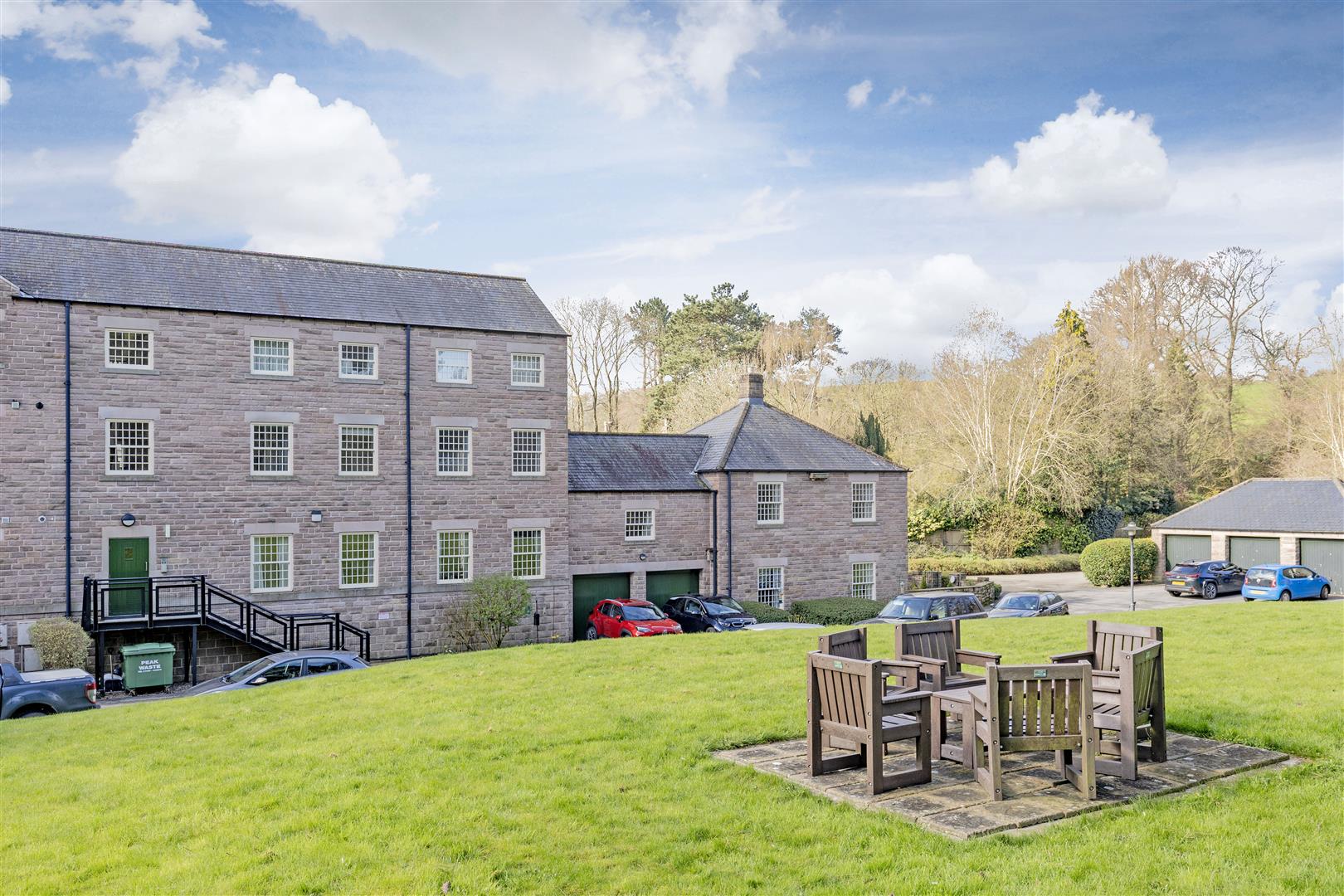 1, Riverside Court, Calver Mill, Calver, Hope Valley, S32 3YW