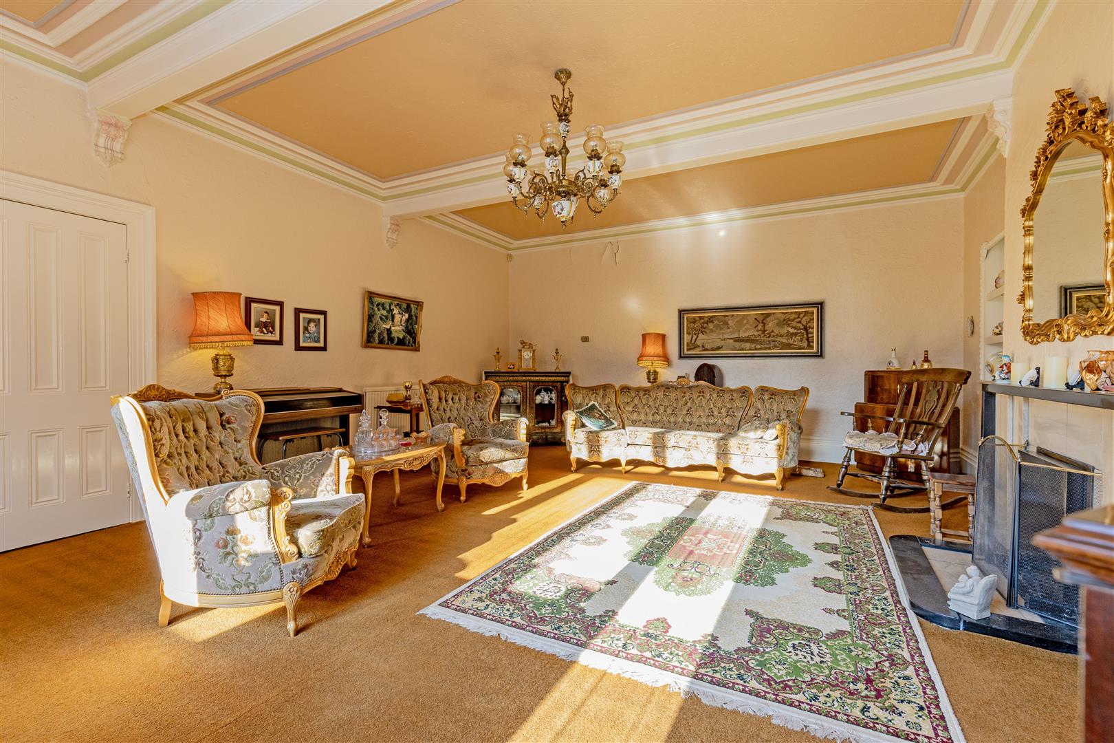 Knoll House, Joan Lane, Bamford, Hope Valley, S33 0AW