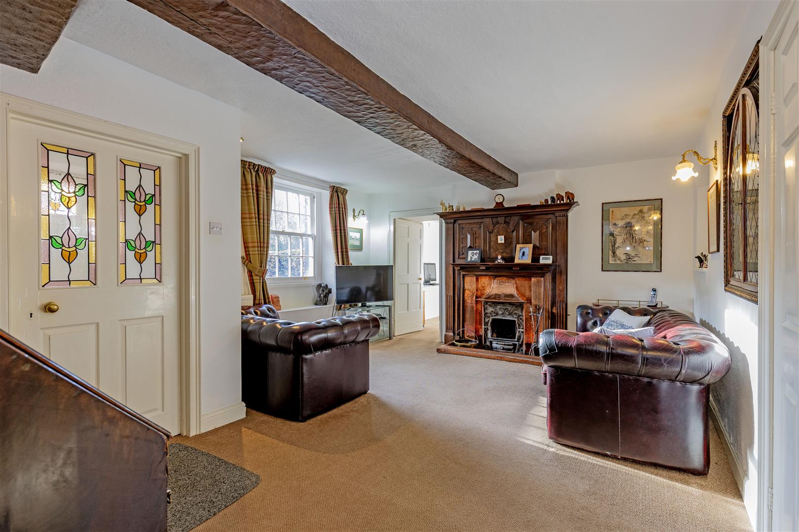1 Millers Bank, School Lane, Hathersage, S32 1BZ