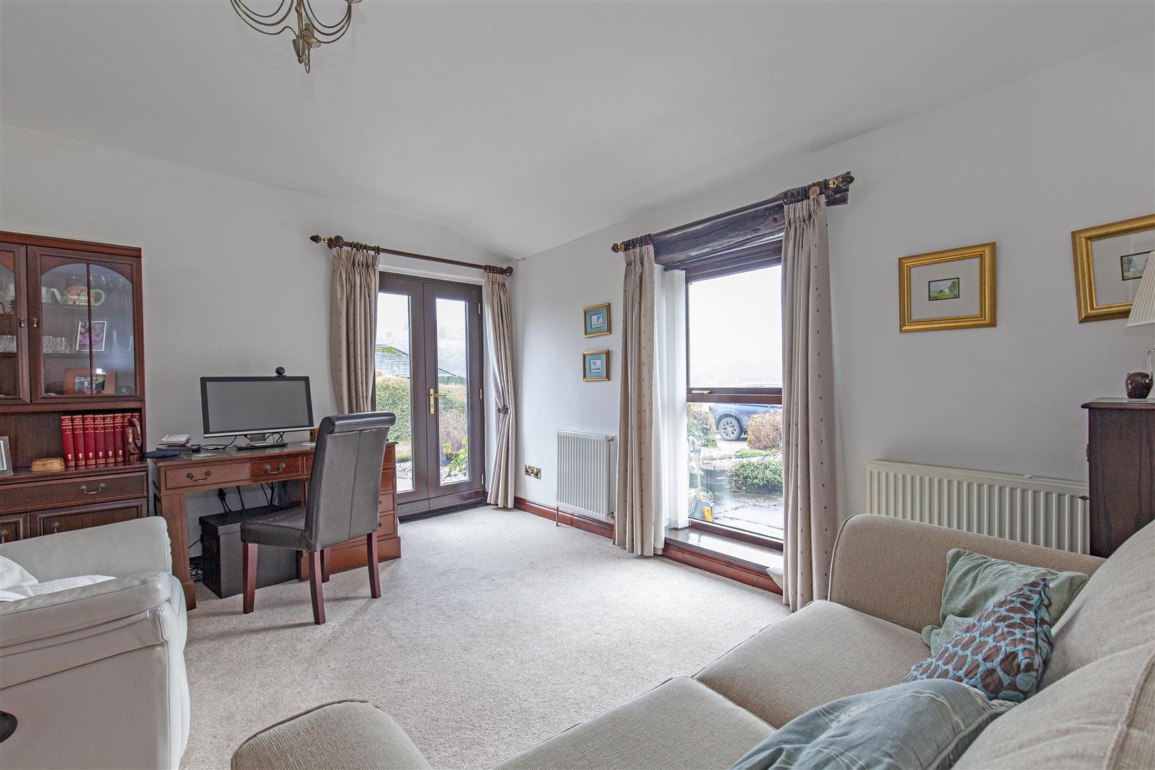 The Barn, Main Road, Grindleford, Hope Valley, S32 2HE