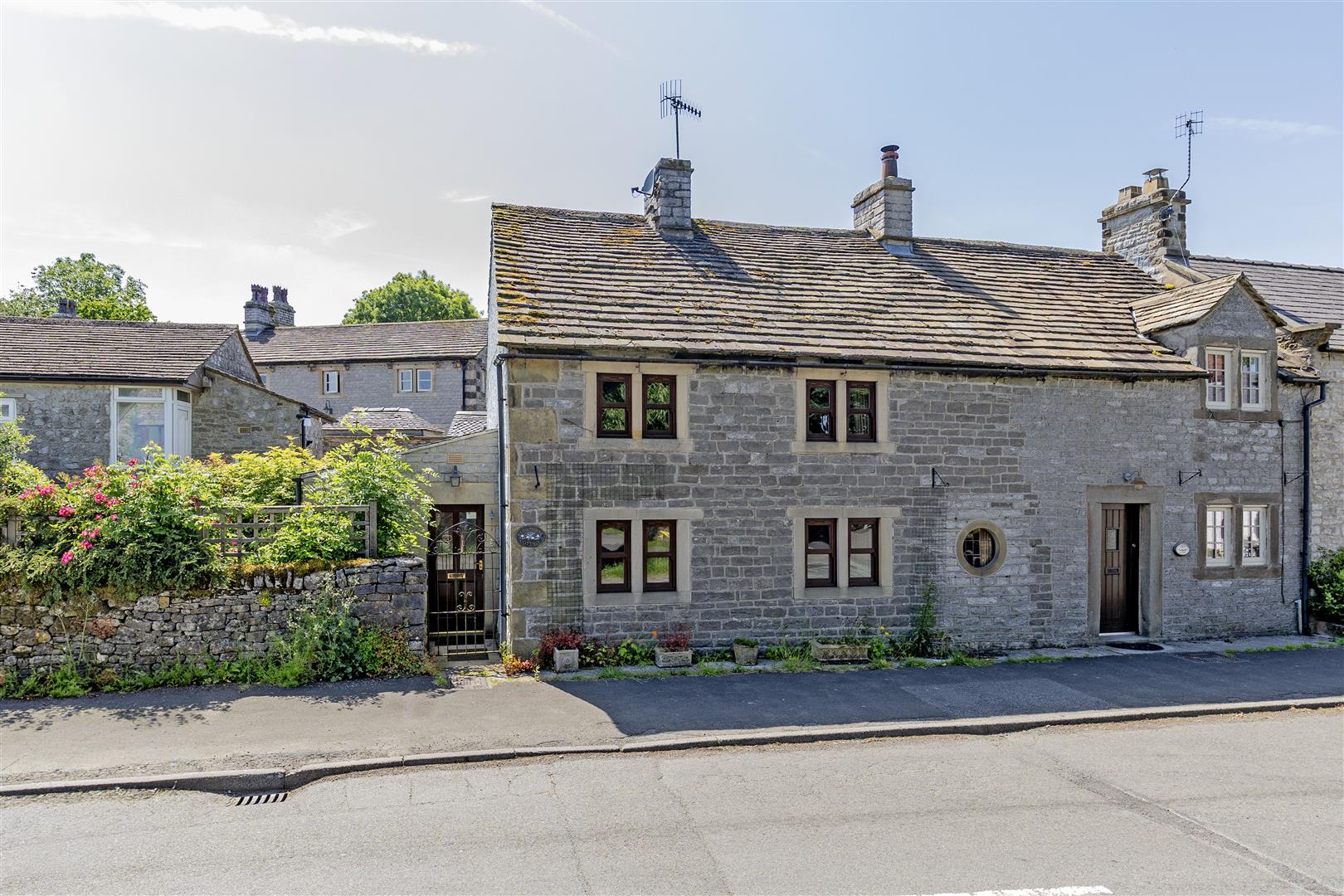 Columbine Cottage, Foolow, Eyam, Hope Valley, S32 5QR