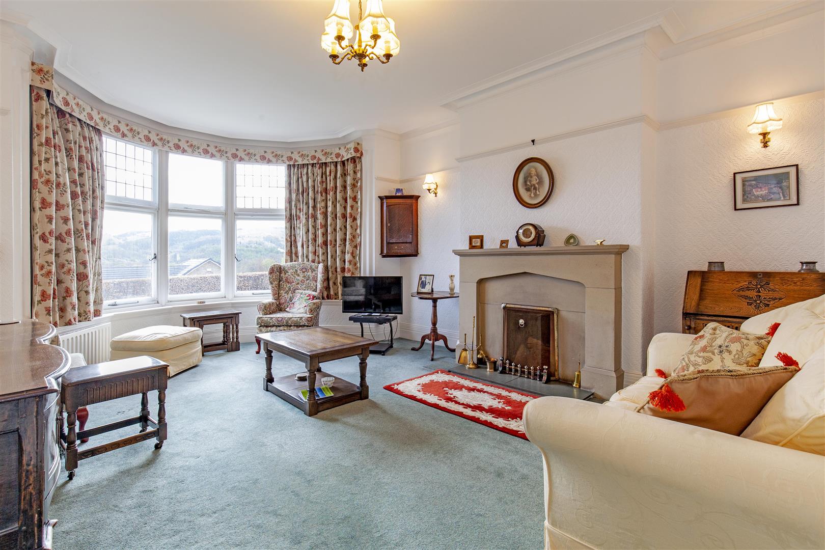 Ash Vale, Ninelands Road, Hathersage, Hope Valley, S32 1BJ