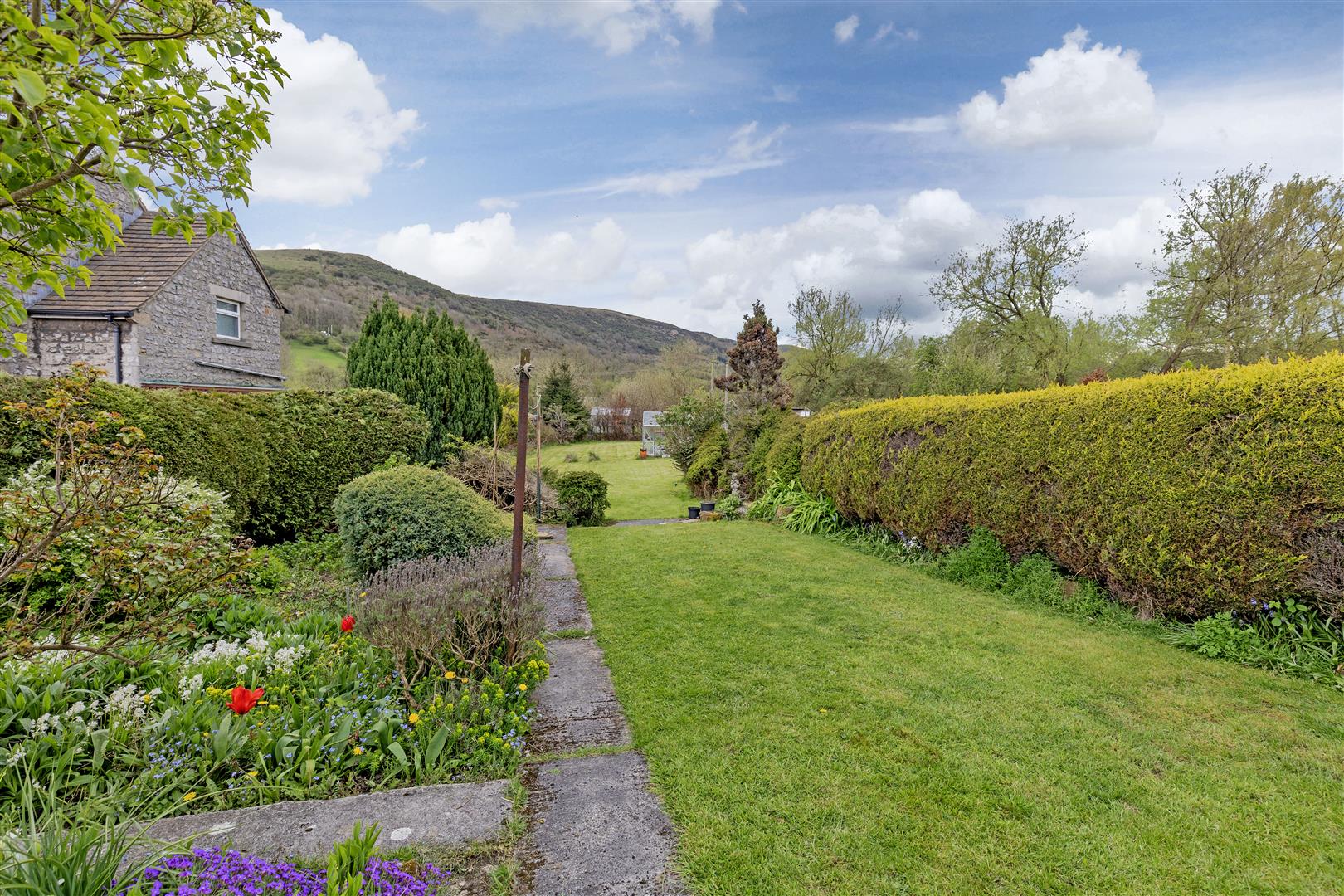 24, The Crescent, Bradwell, Hope Valley, S33 9HL