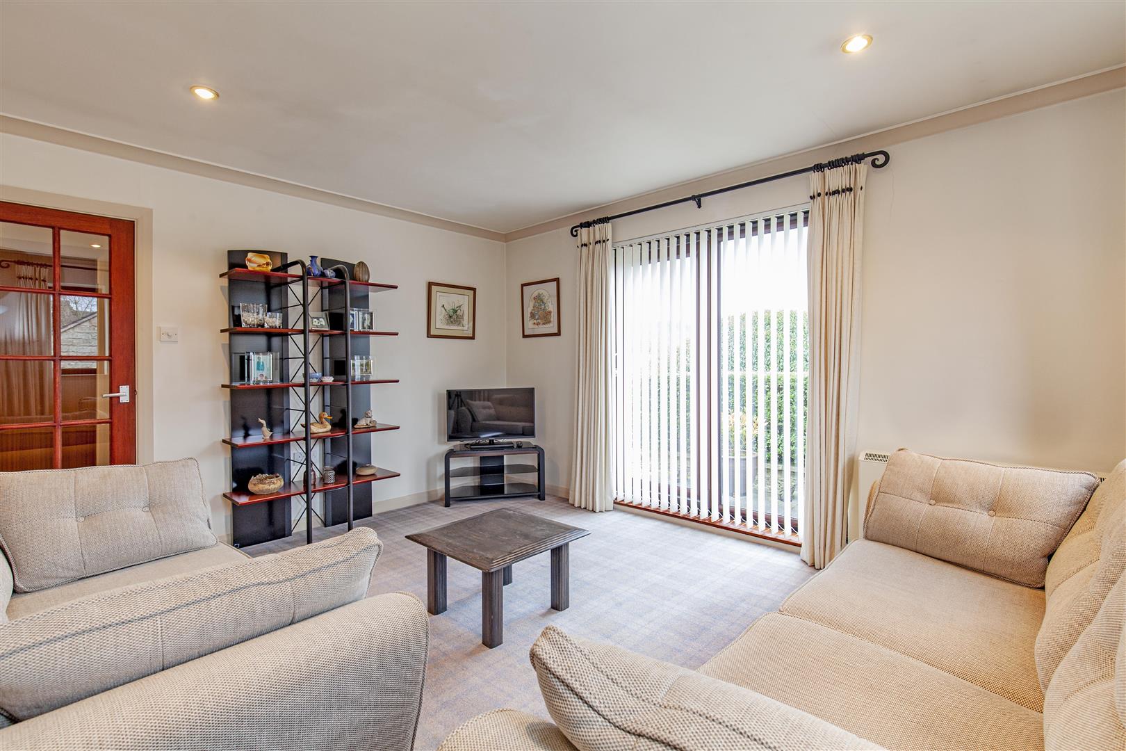 3, Fellview Close, Hathersage, Hope Valley, S32 1DS