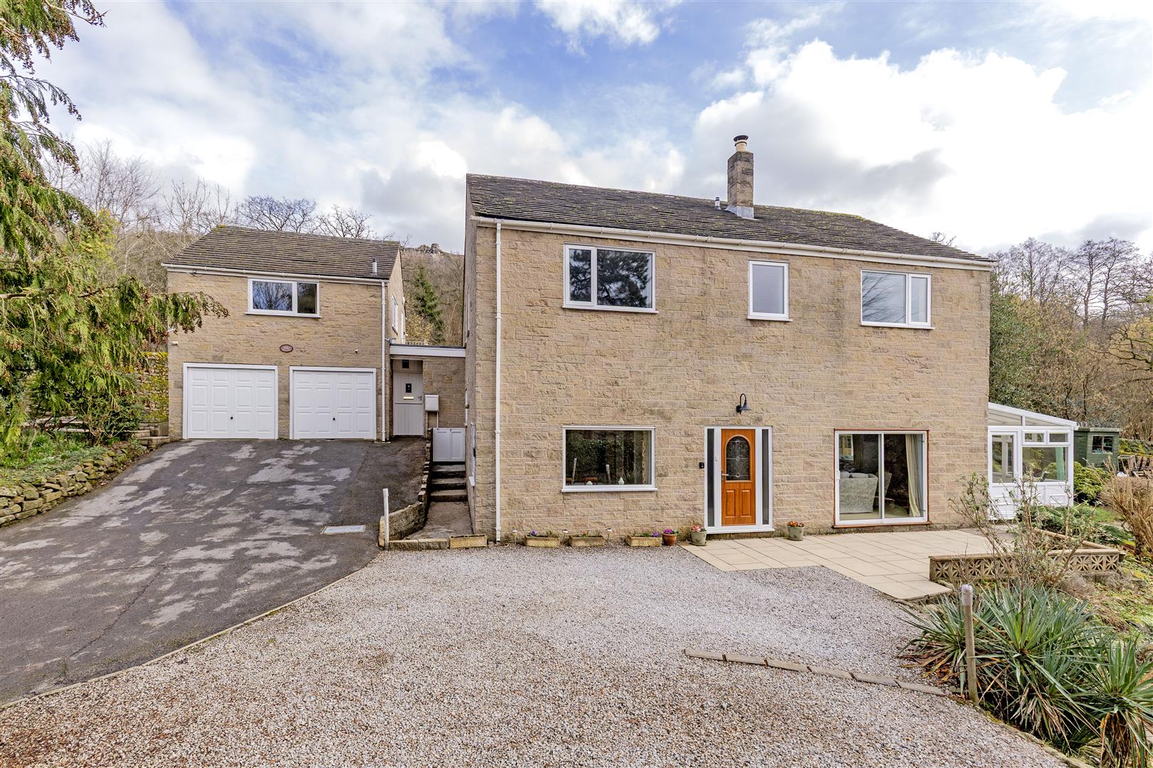Old Orchard, The Green, Froggatt, Hope Valley, S32 3ZA