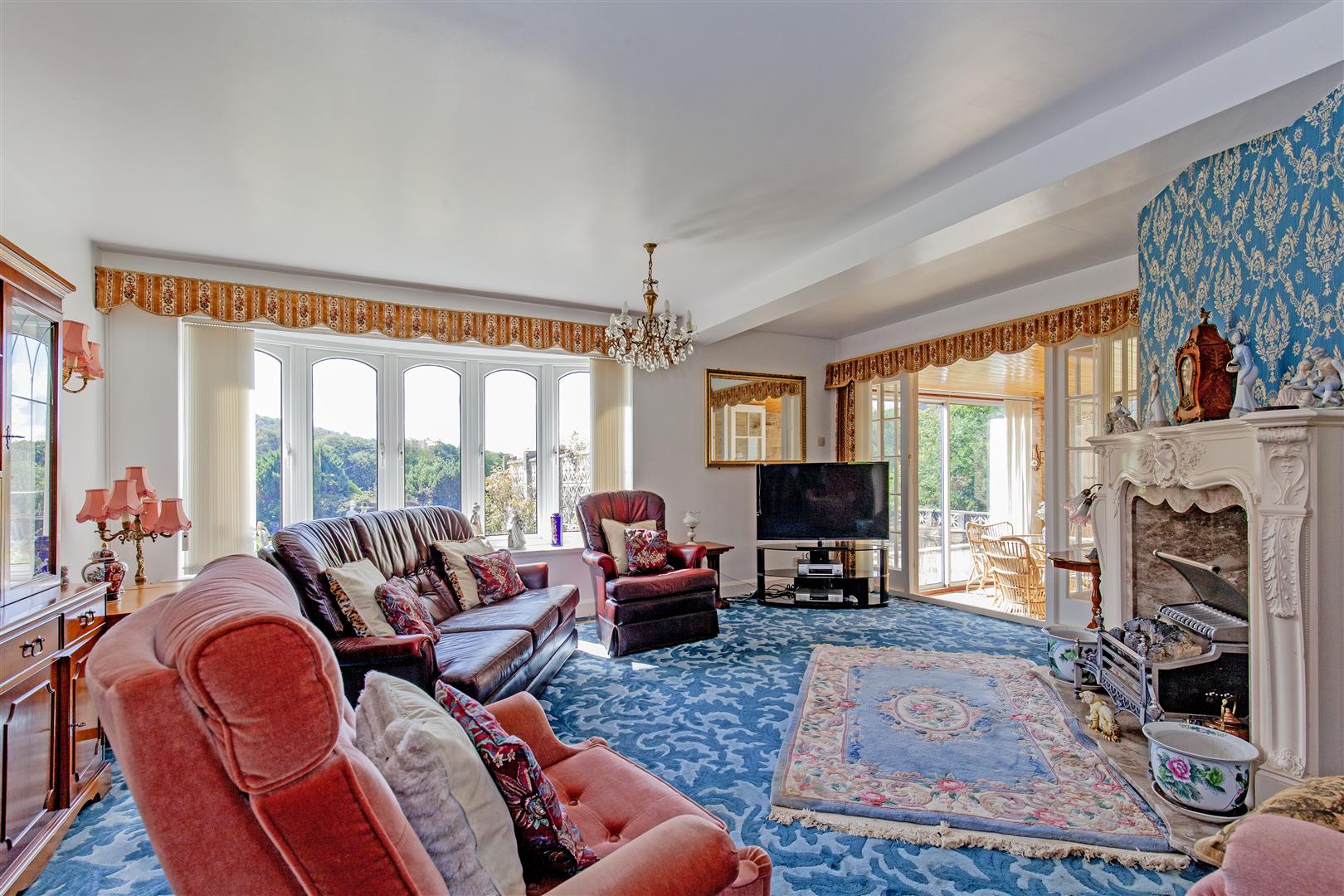 Strebor House, 4 St. Helens Croft, Grindleford, Hope Valley, S32 2JG