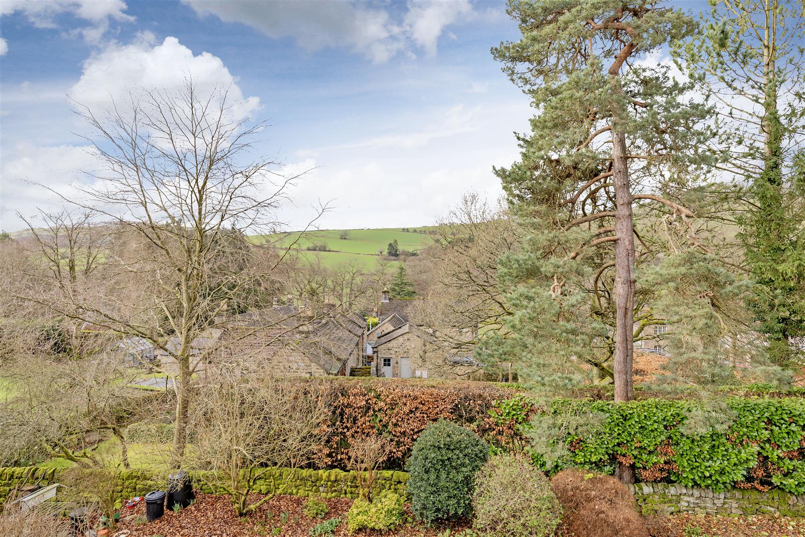 Old Orchard, The Green, Froggatt, Hope Valley, S32 3ZA