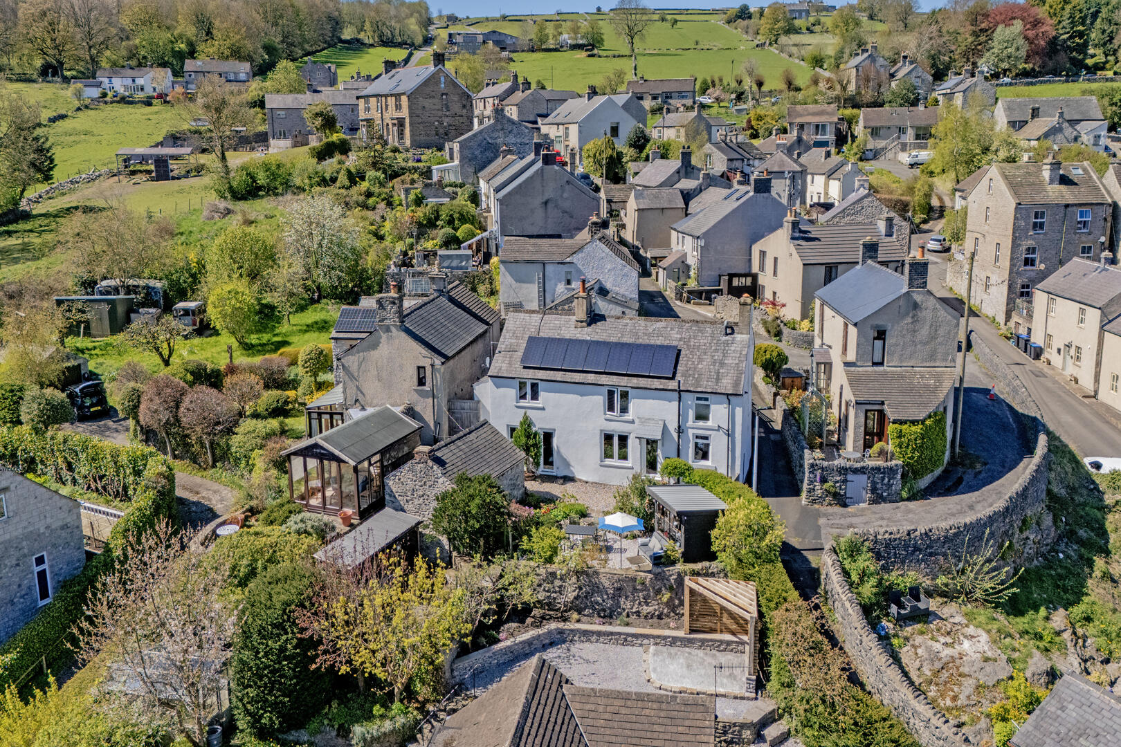 Mountain View, Far Hill, Bradwell, Hope Valley, S33 9HR
