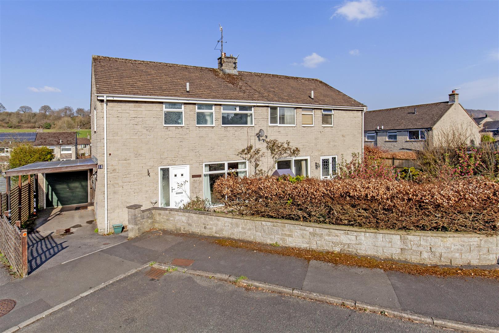 18, Lowside Close, Calver, Hope Valley, S32 3WZ