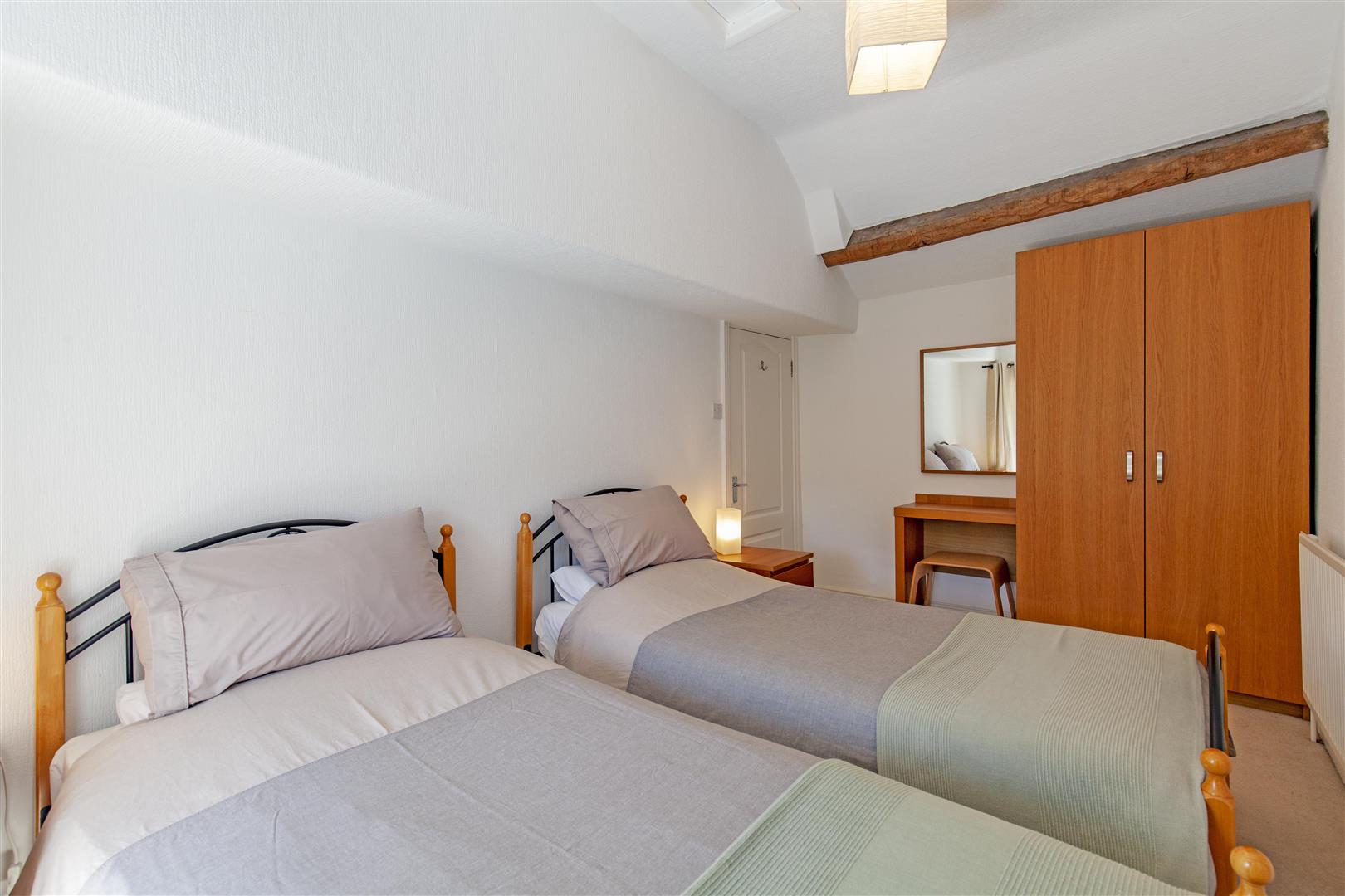 3 Ingleside, Smalldale, Bradwell, Hope Valley, S33 9JQ
