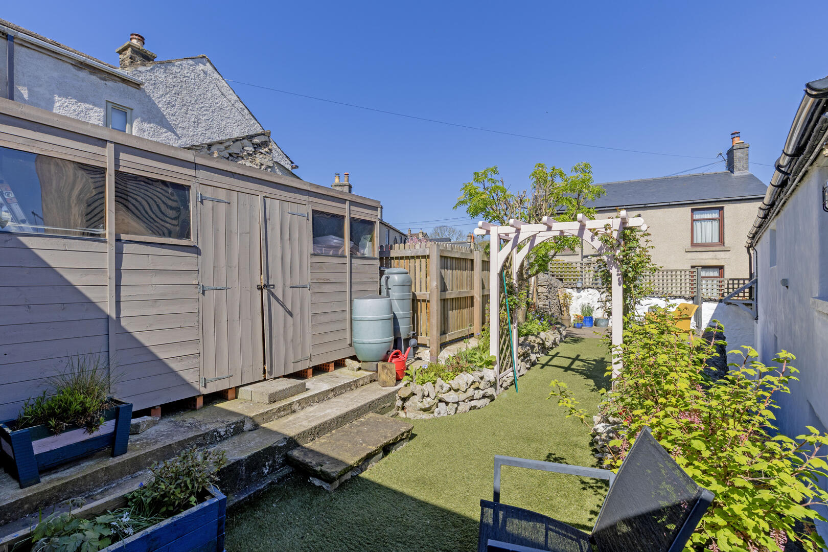 Mountain View, Far Hill, Bradwell, Hope Valley, S33 9HR