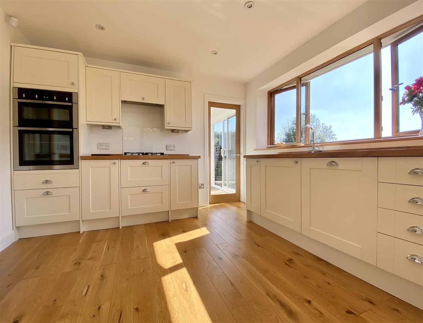 Ty Bryn, West Lees Road, Bamford, Hope Valley, S33 0BT