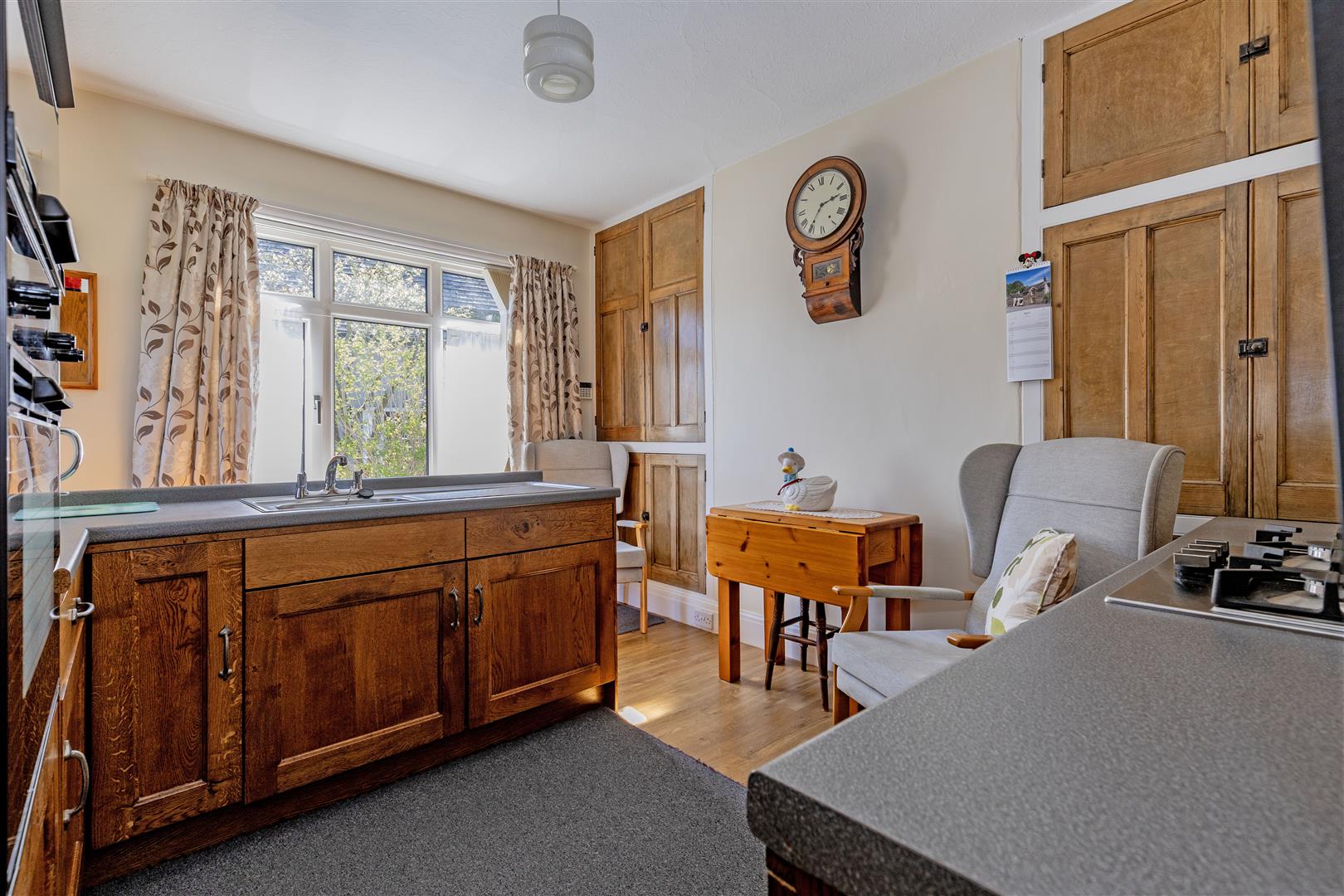 Glenhaven, Sherwood Avenue, Hope, Hope Valley, S33 6RQ