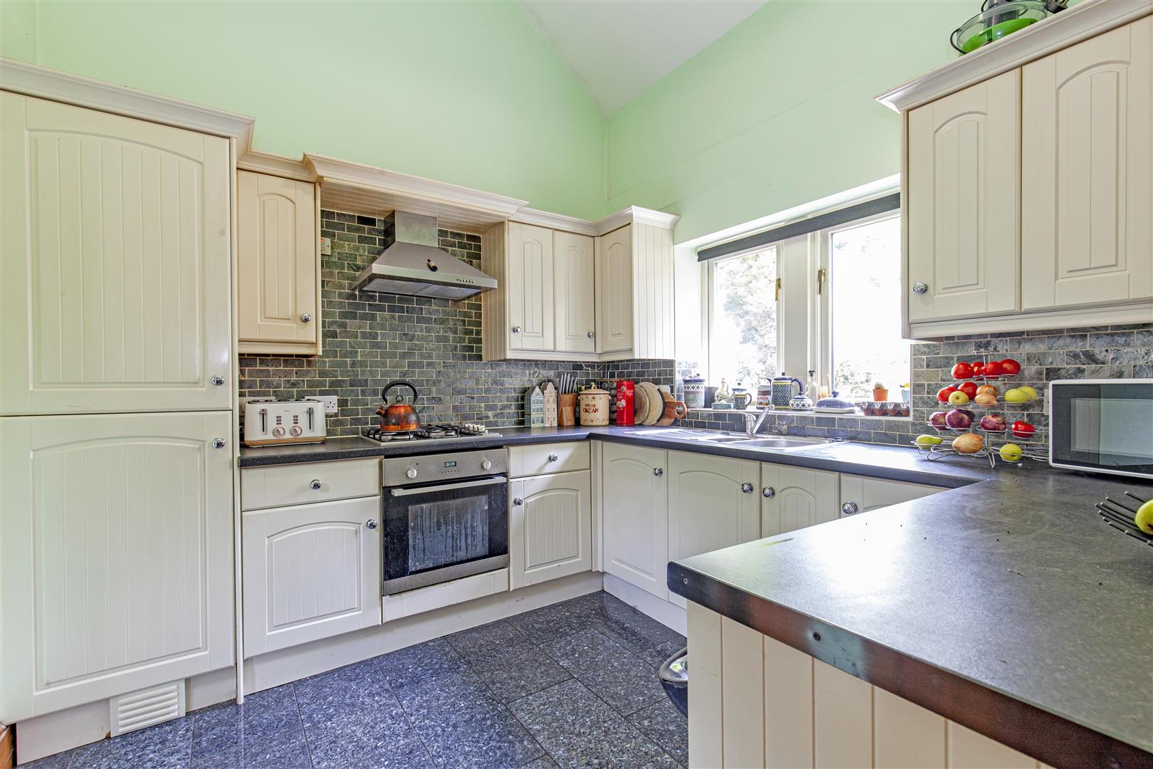 Rock View Cottage, The Dale, Stoney Middleton, Hope Valley, S32 4TF