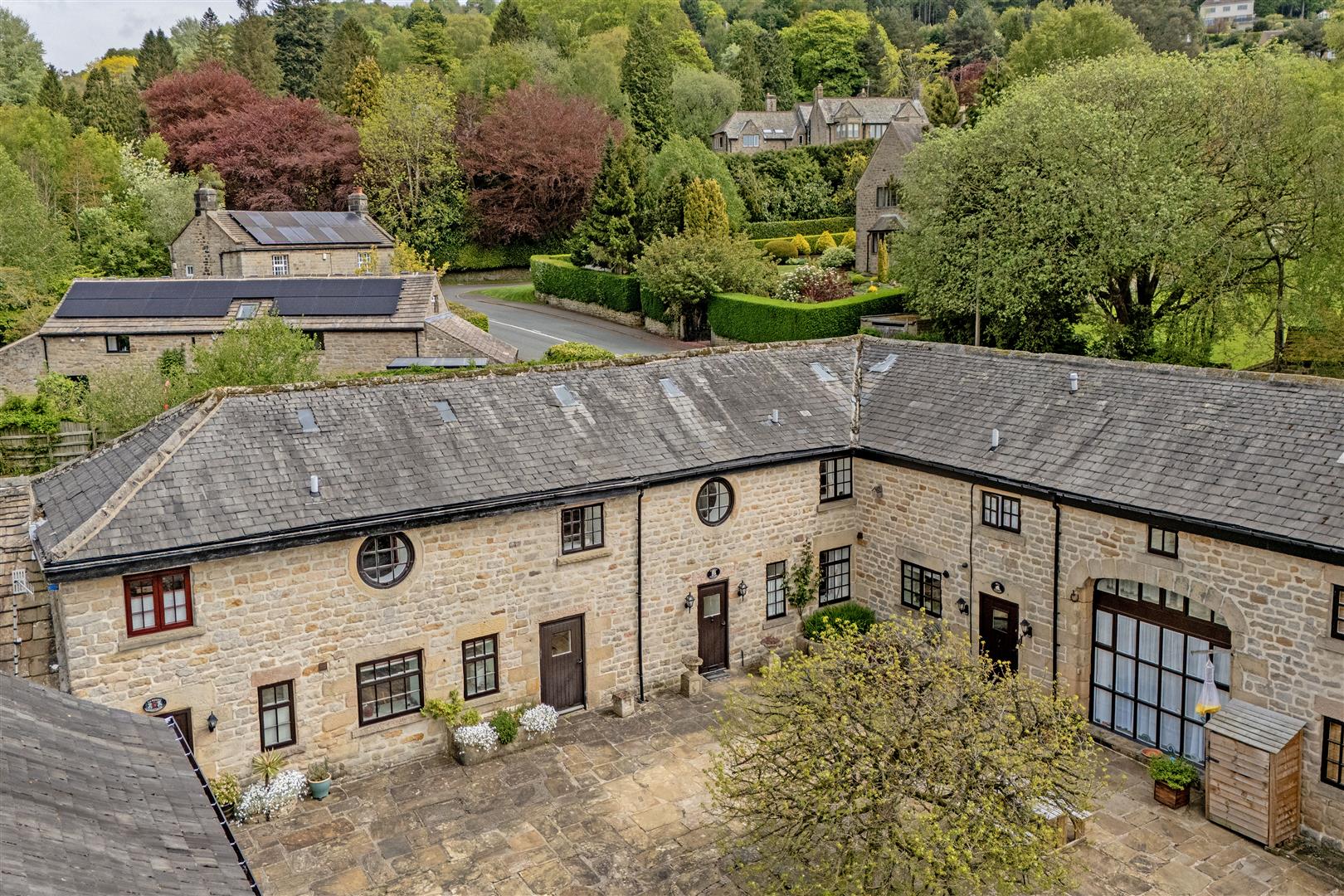 Knowle Cottage, Padley Mews, Main Road, Grindleford, Hope Valley, S32 2HE