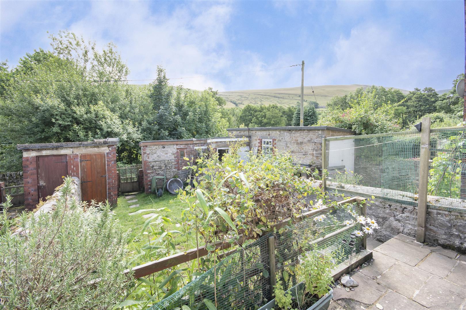 8 Mill Cottages, Hope Road, Edale, Hope Valley, S33 7ZF