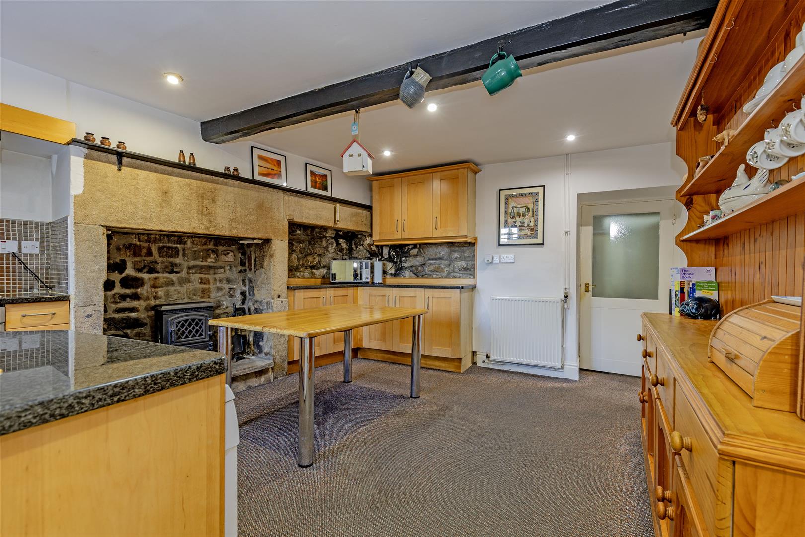 1 Millers Bank, School Lane, Hathersage, S32 1BZ