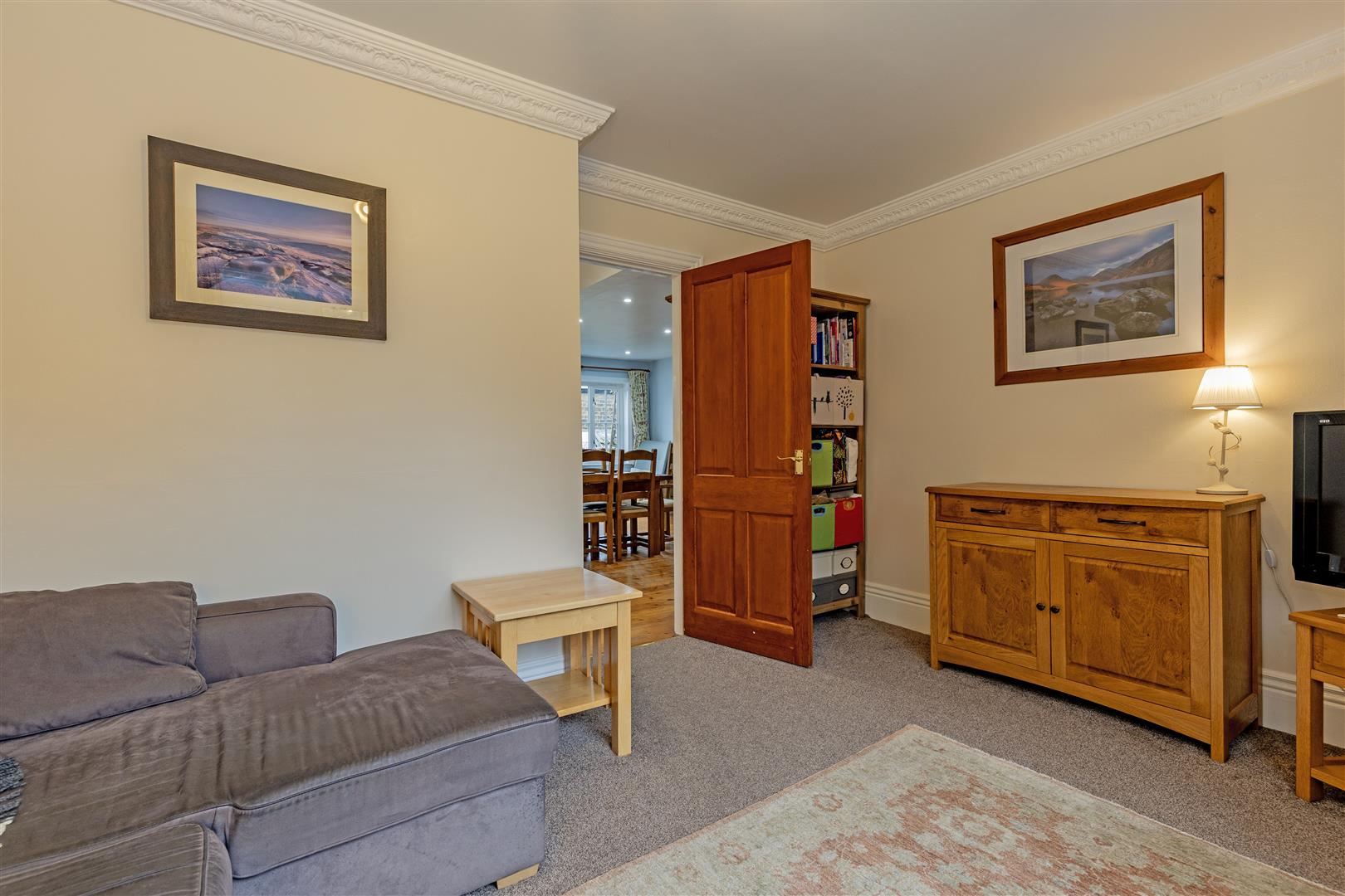 6, St. Johns Close, Bamford, Hope Valley, S33 0BD