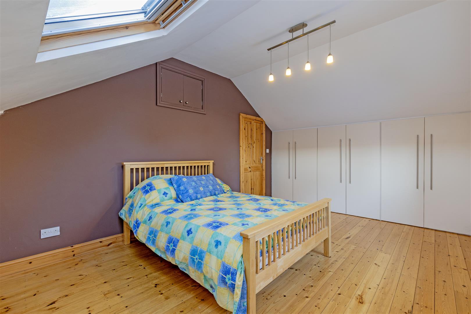 Jaywyze Cottage, Main Road, Bamford, Hope Valley, S33 0AY