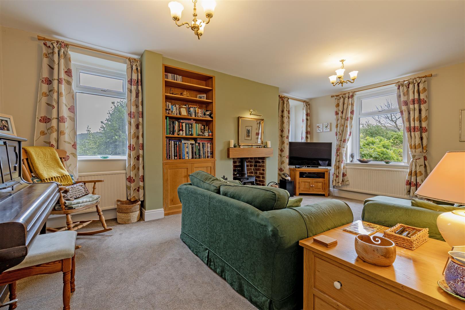2 Cross Lane Villas, Granby Road, Bradwell, Hope Valley, S33 9GU