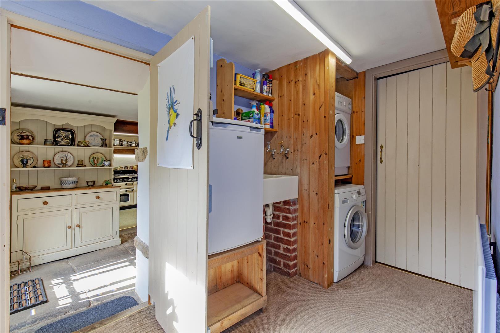 Ash House, Great Hucklow, Buxton, SK17 8RF