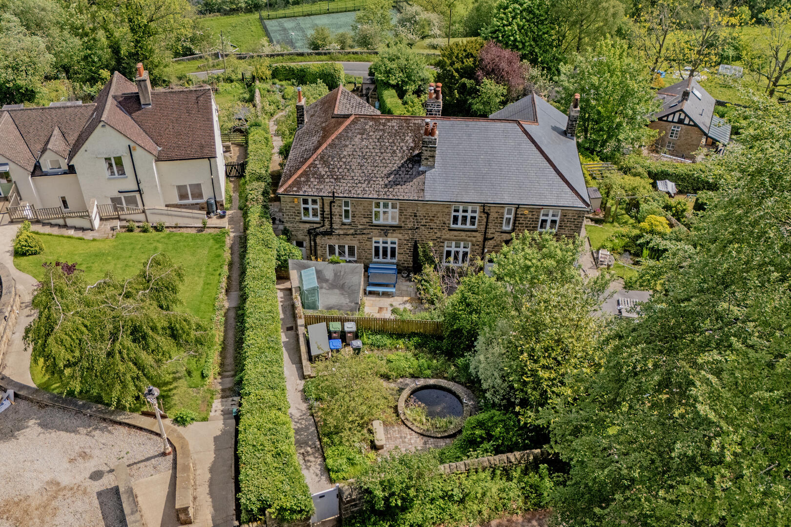 High Mead, Sir William Hill Road, Grindleford, Hope Valley, S32 2HS
