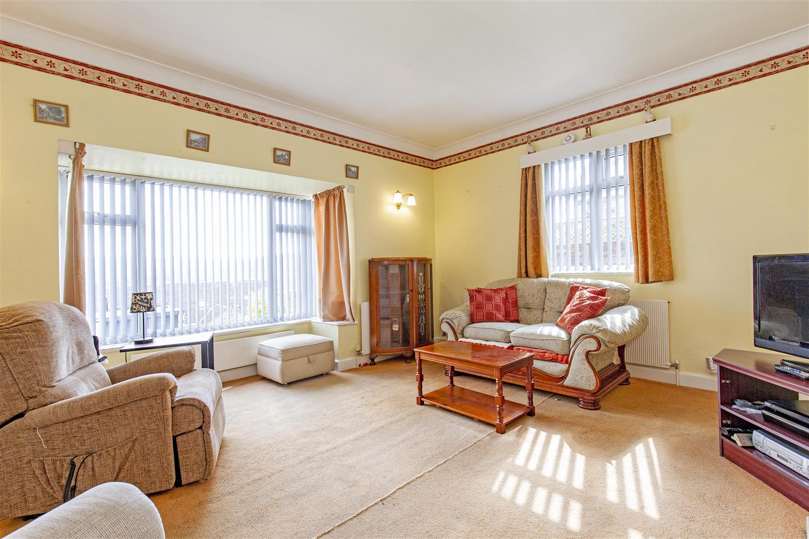 Newlands, Hill Lane, Hathersage, Hope Valley, S32 1AY