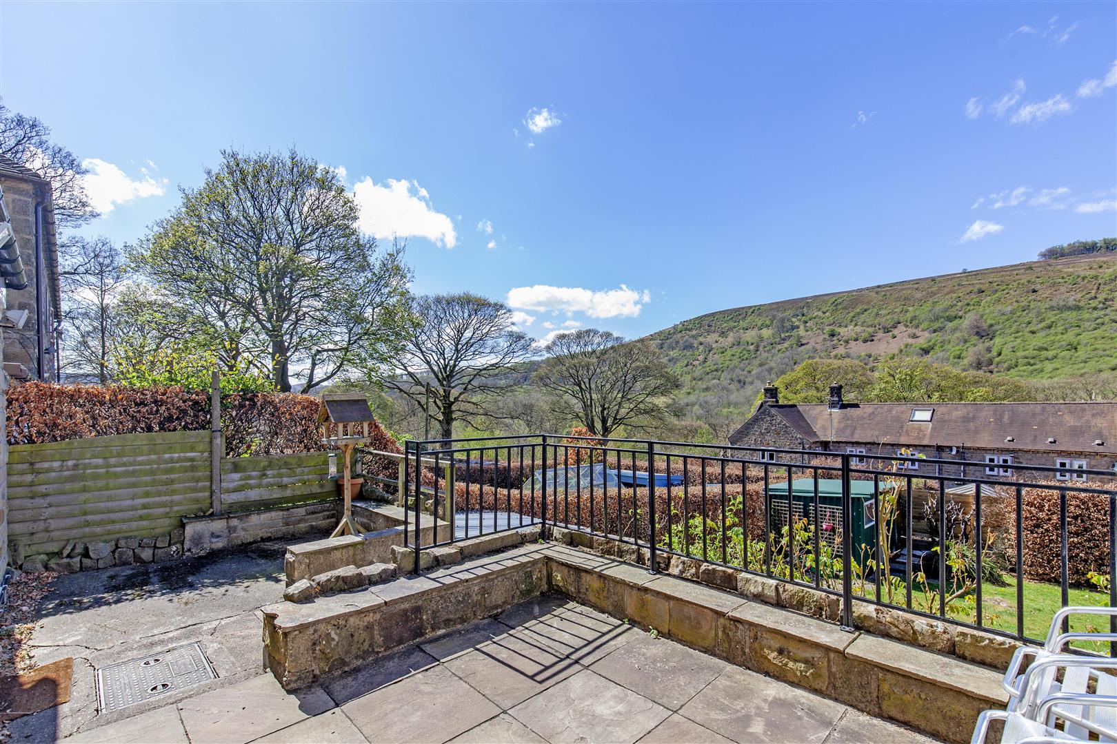 3, Bemrose Gate, Bamford, Hope Valley, S33 0AE