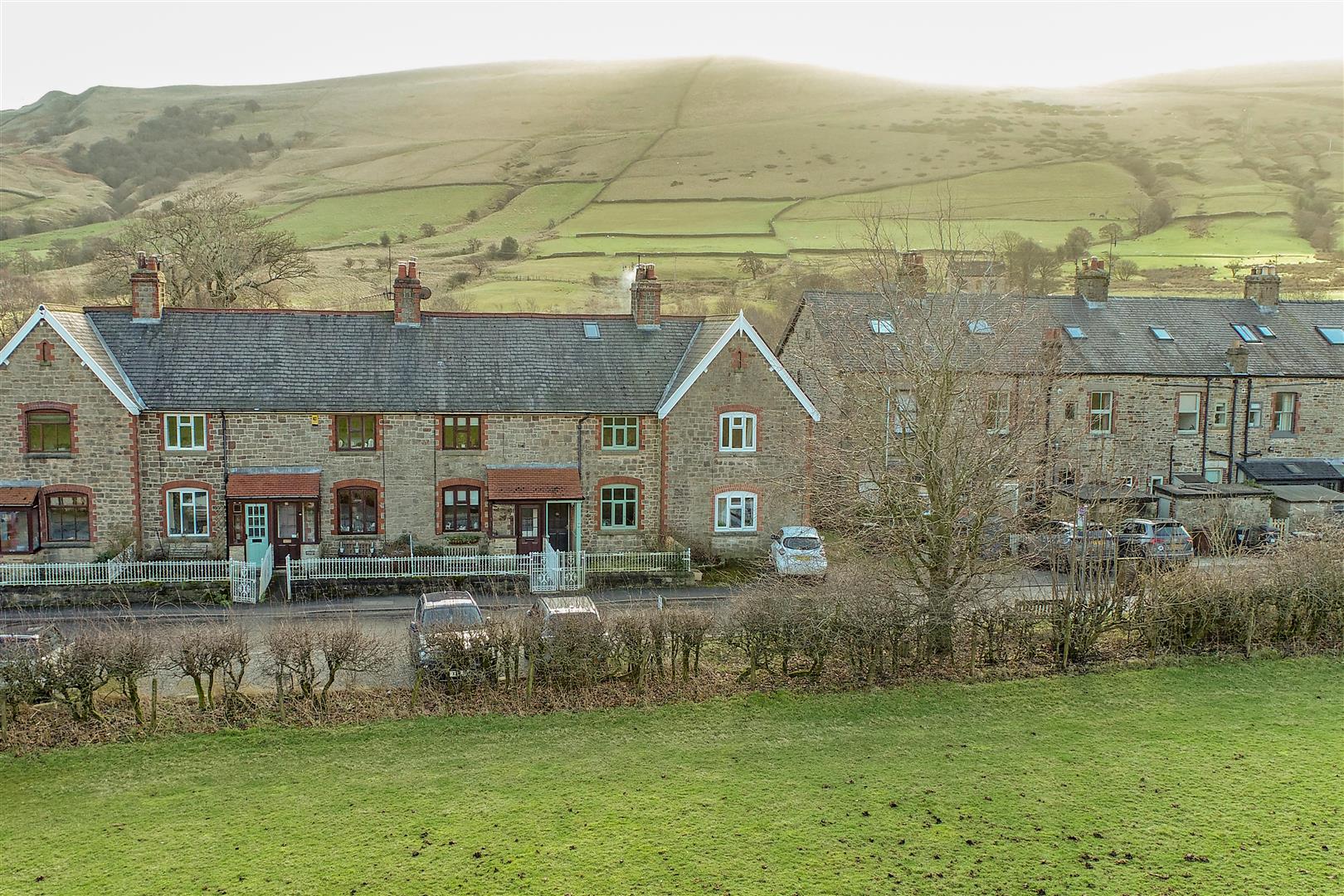 8 Mill Cottages, Hope Road, Edale, Hope Valley, S33 7ZF