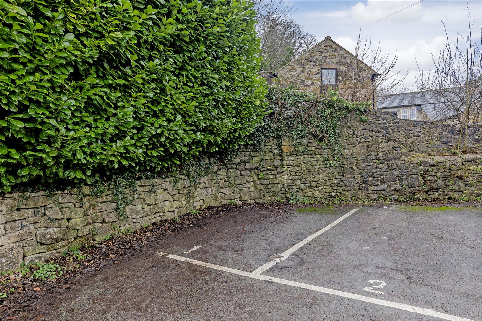 1 Royal Oak Mews, The Dale, Stoney Middleton, Hope Valley, S32 4TE