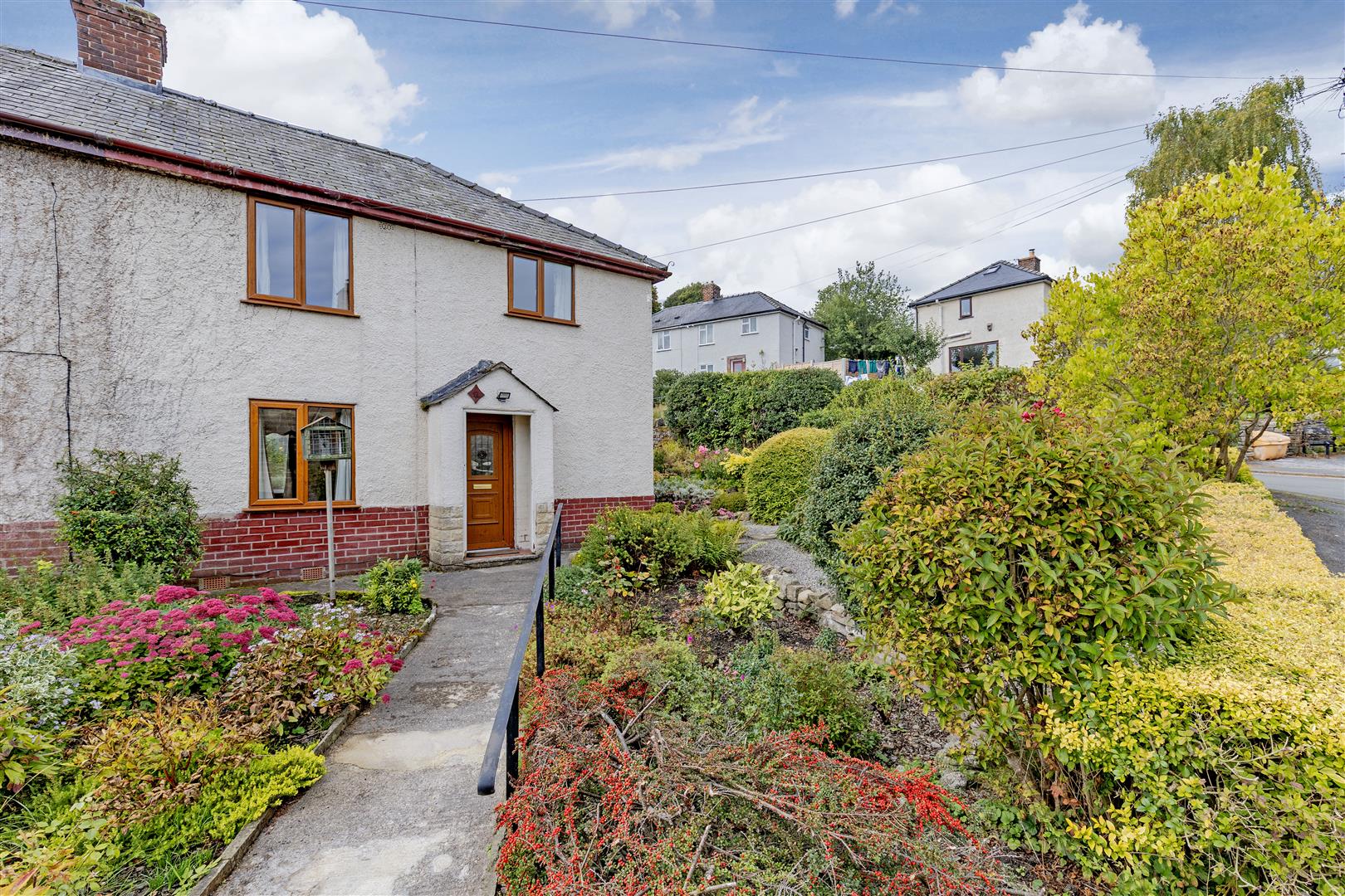 2, Denman Crescent, Stoney Middleton, Hope Valley, S32 4TG