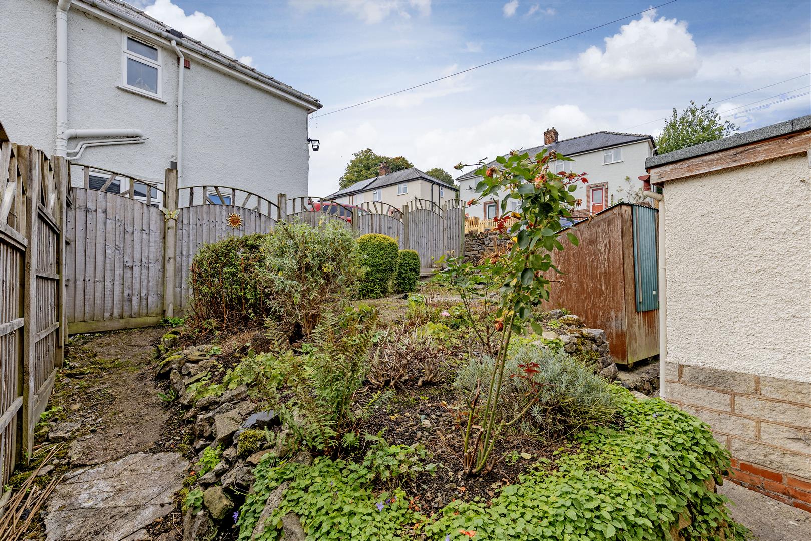 2, Denman Crescent, Stoney Middleton, Hope Valley, S32 4TG