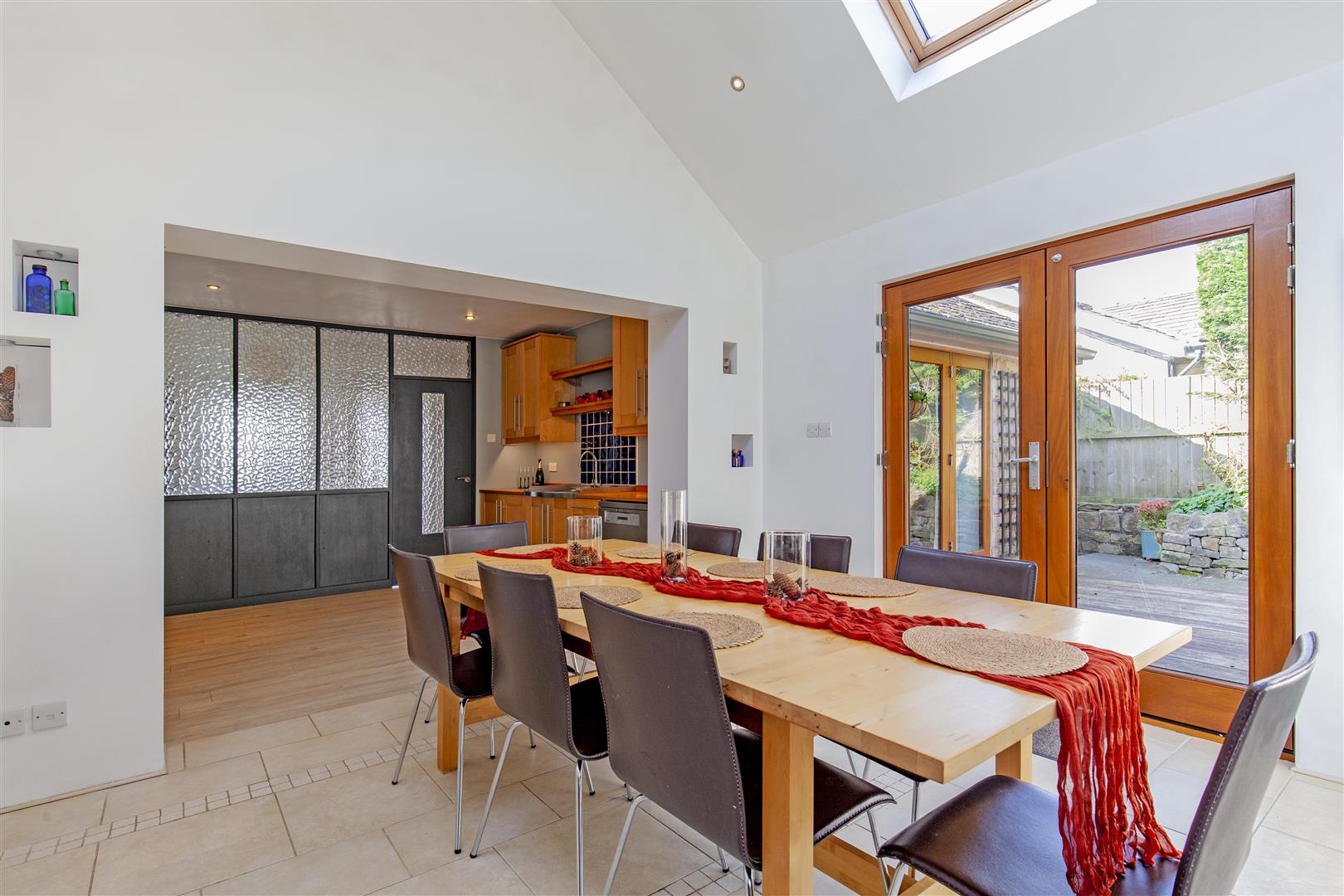 Boldre Stone, Ranmoor Lane, Hathersage, S32 1BW