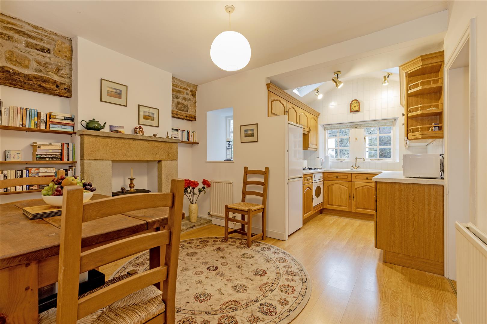 2 Millstone Cottages, The Dale, Hathersage, Hope Valley, S32 1AQ