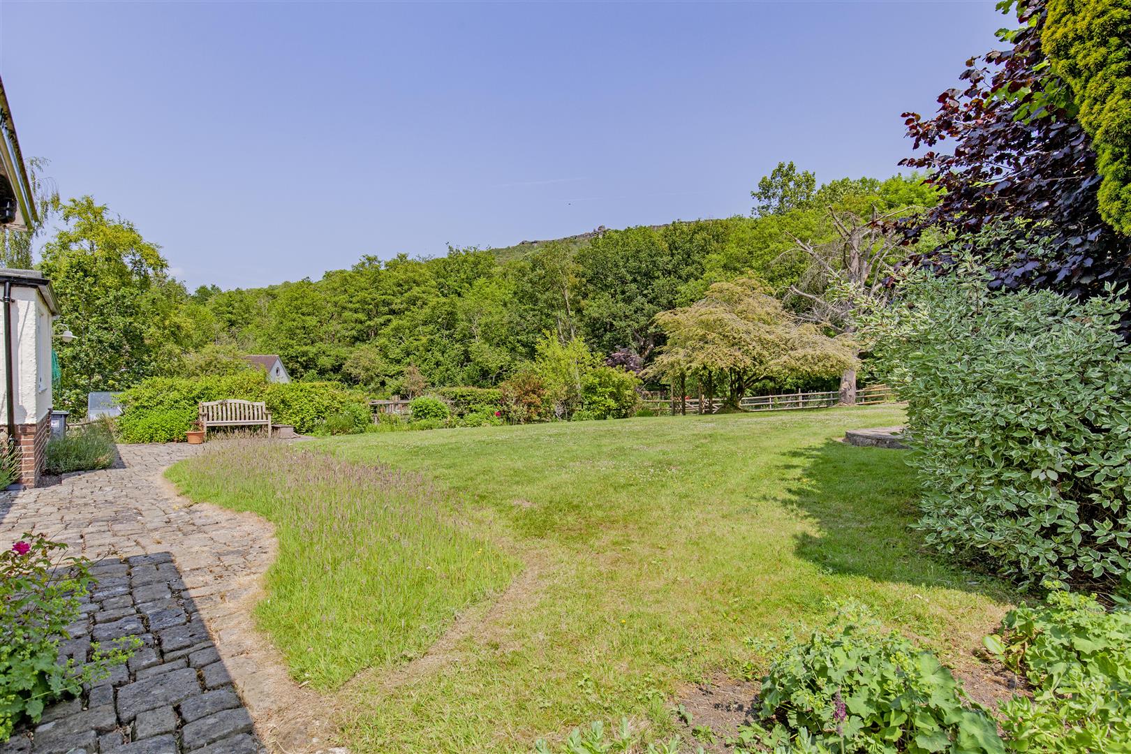 Thorn Cottage, Froggatt Lane, Froggatt, Hope Valley, S32 3ZA