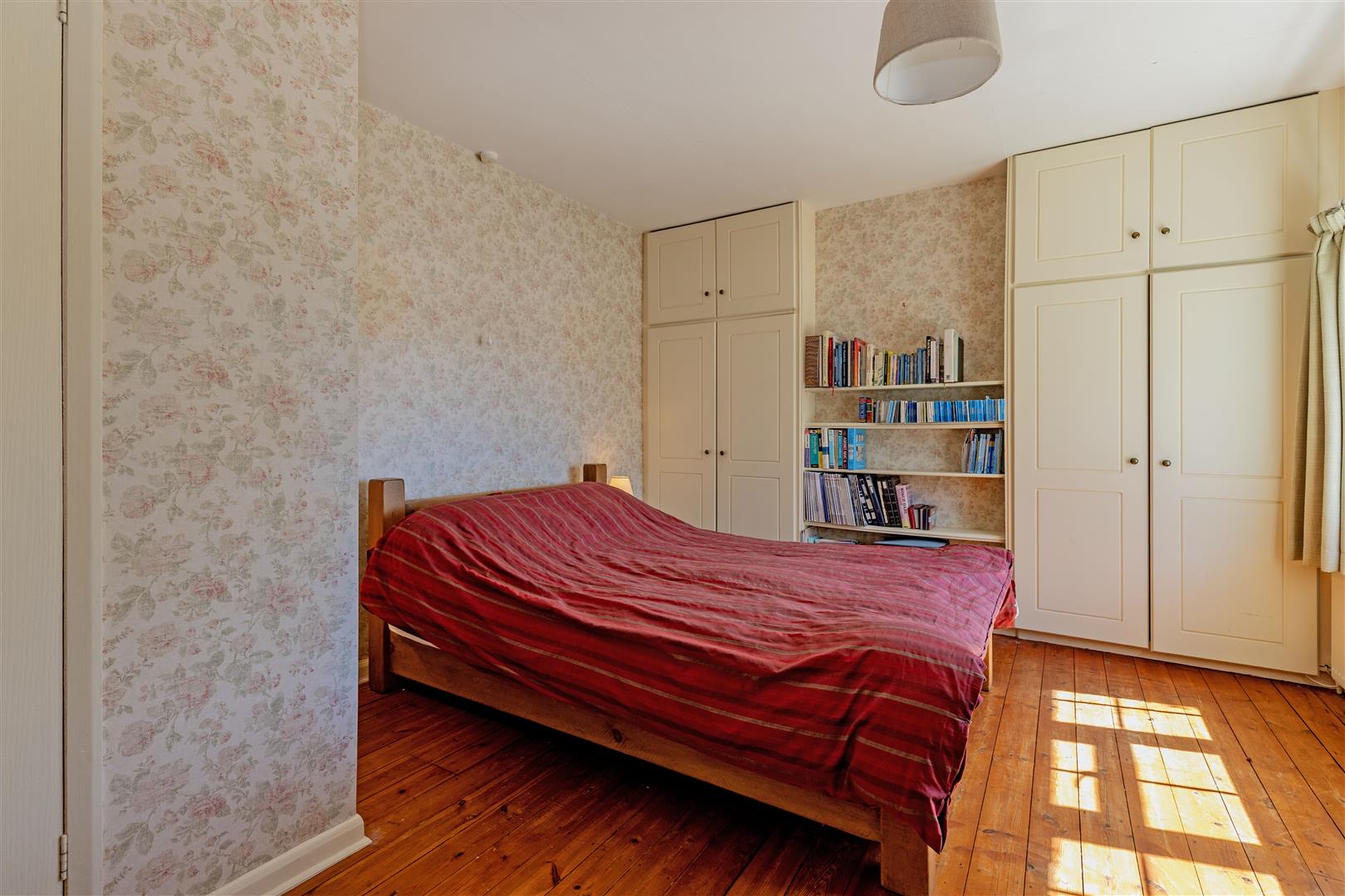 Warren Cottage, The Green, Curbar, Hope Valley, S32 3YH